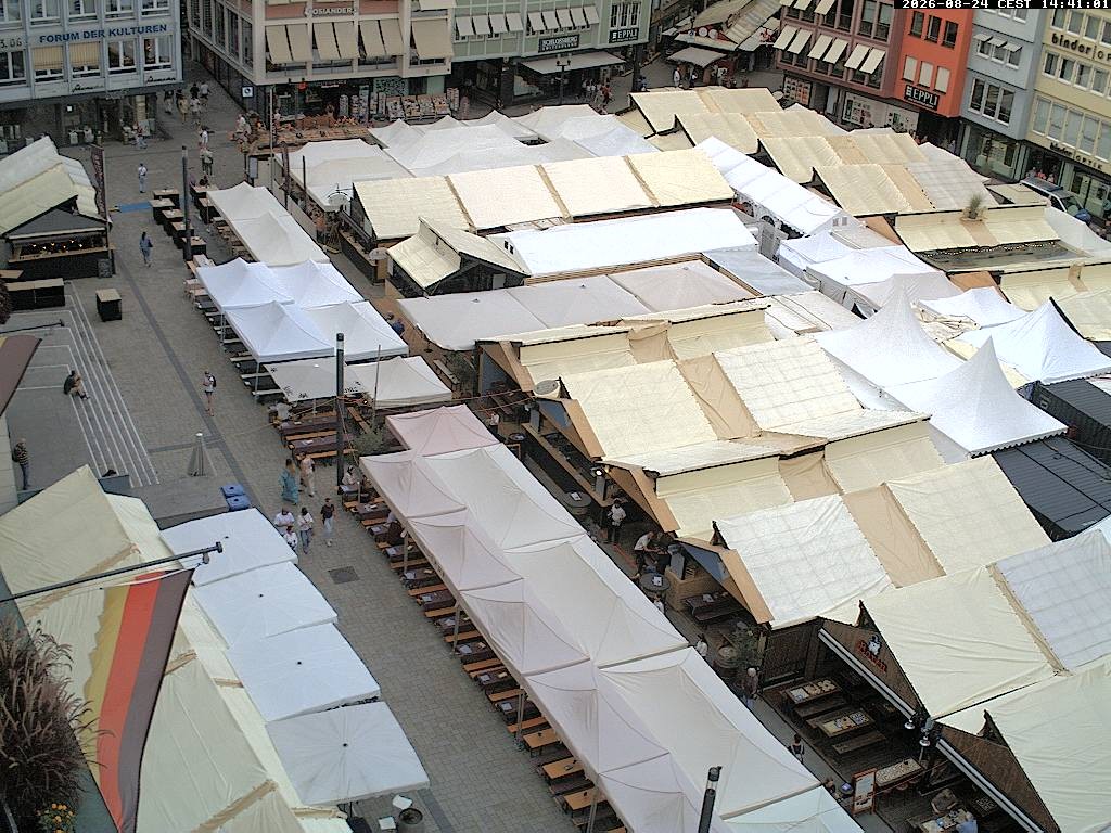 Archived image Webcam Stuttgart at the Market Square
