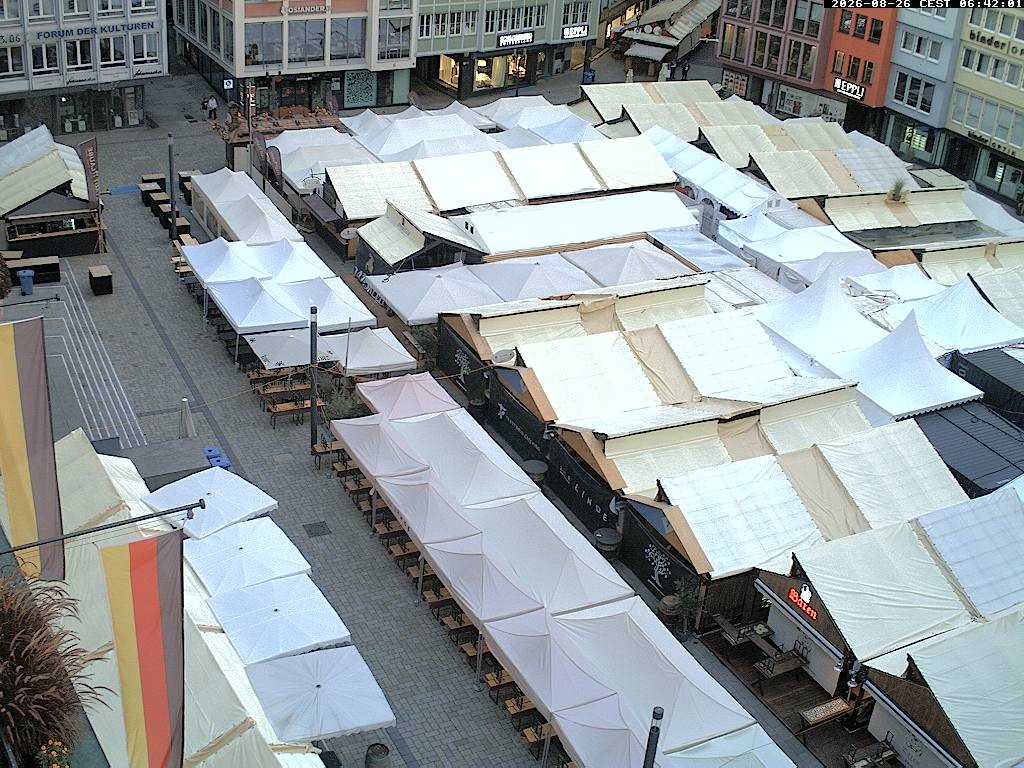 Archived image Webcam Stuttgart at the Market Square