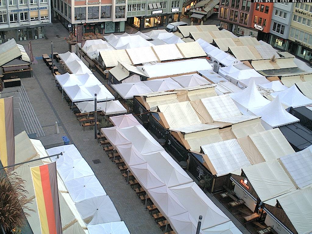 Archived image Webcam Stuttgart at the Market Square