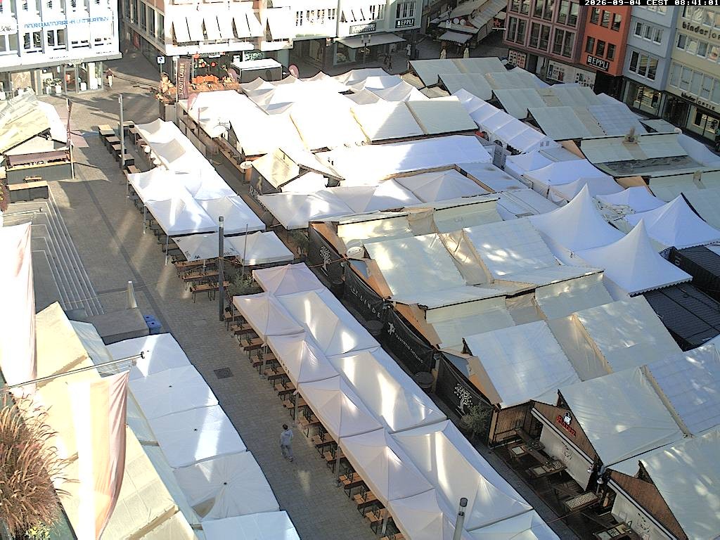 Archived image Webcam Stuttgart at the Market Square