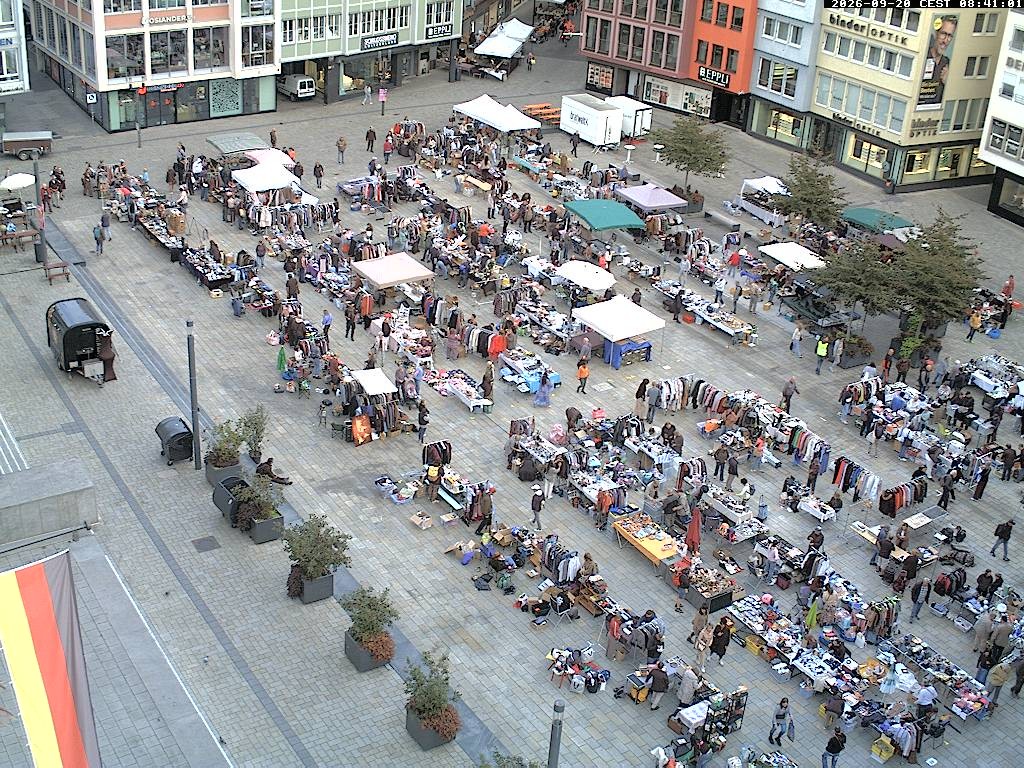 Archived image Webcam Stuttgart at the Market Square