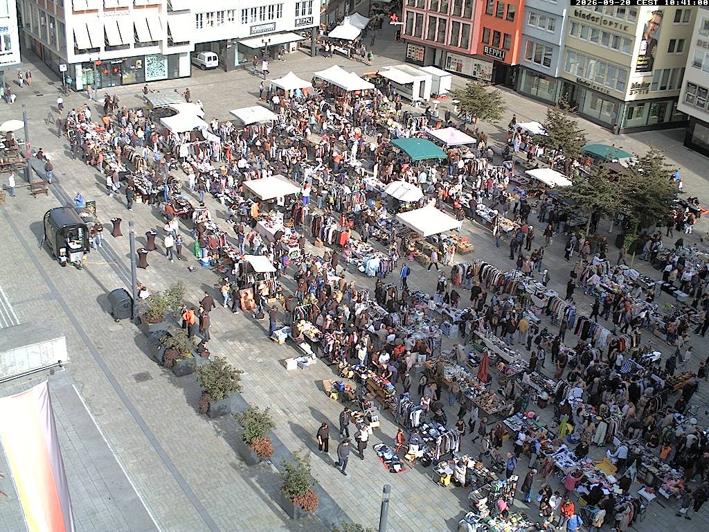 Archived image Webcam Stuttgart at the Market Square