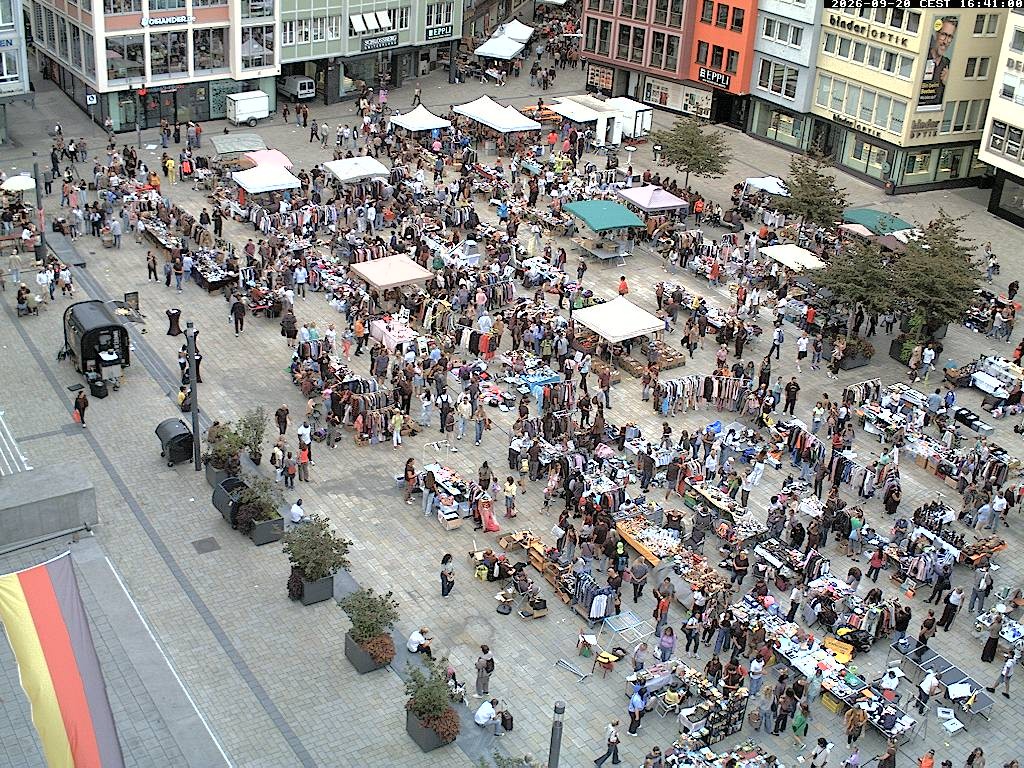 Archived image Webcam Stuttgart at the Market Square