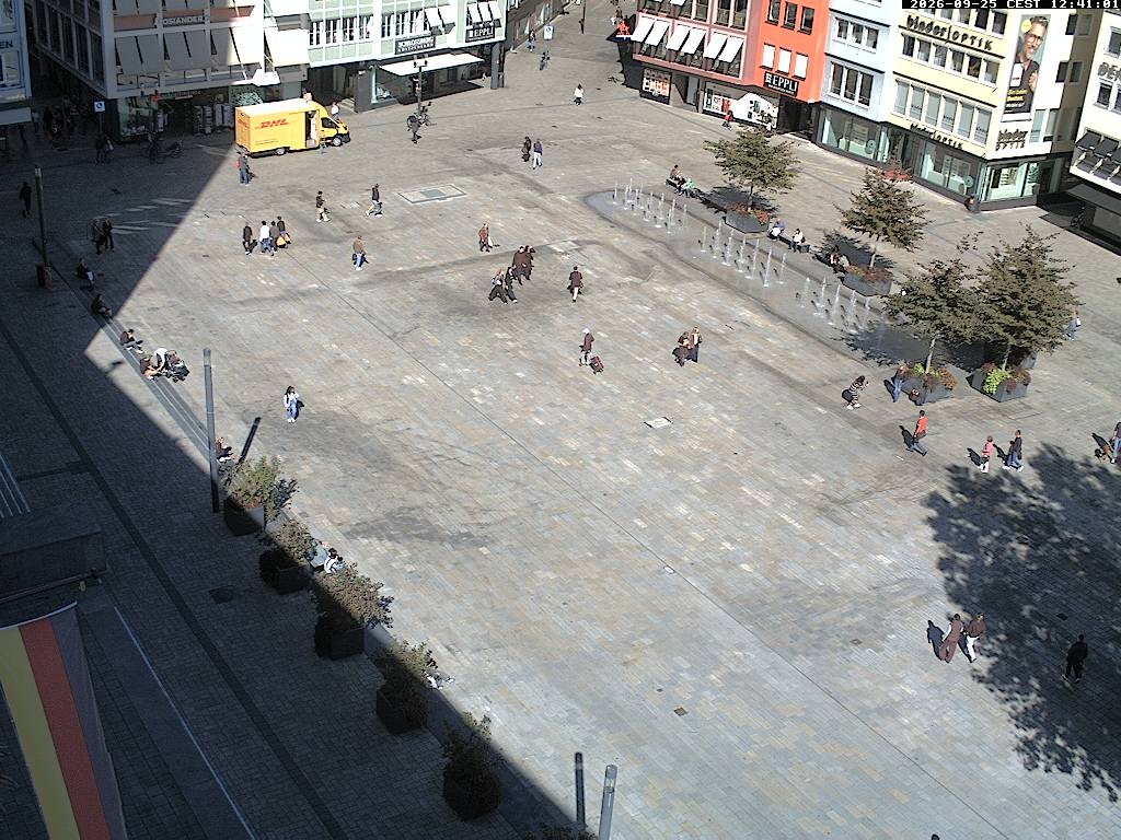 Archived image Webcam Stuttgart at the Market Square