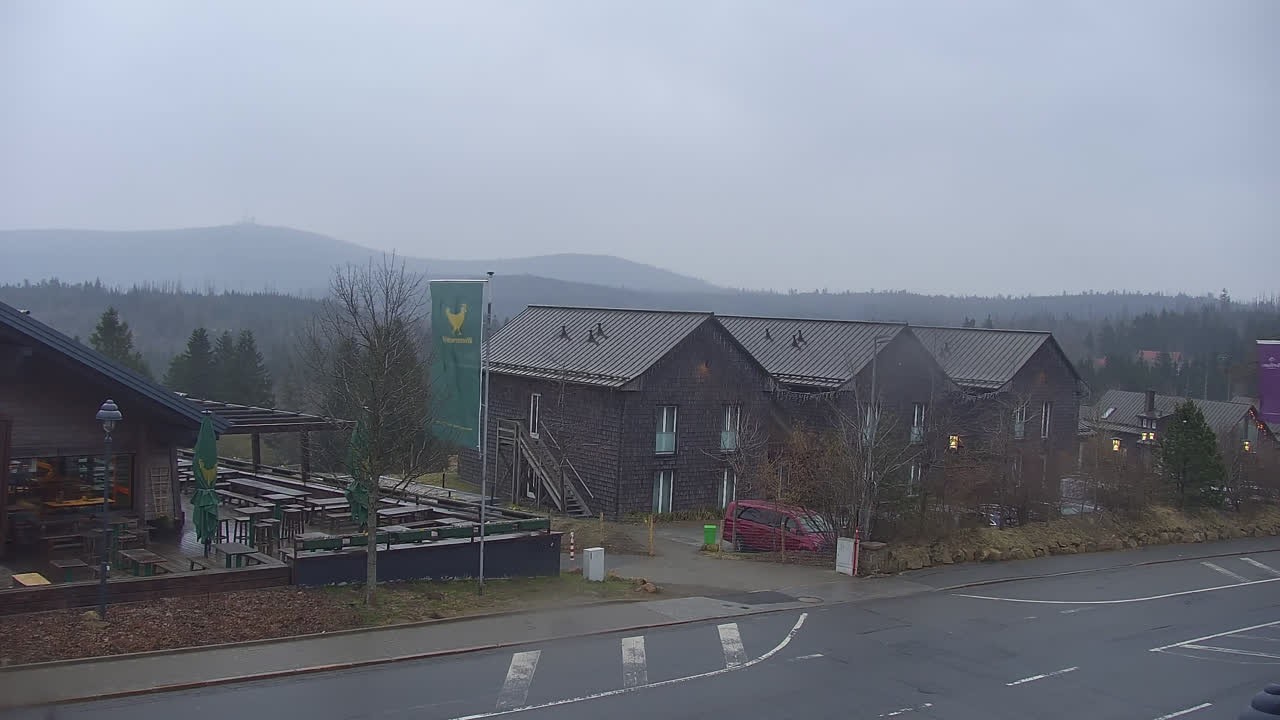 Archived image Webcam Torfhaus in the Harz Mountains