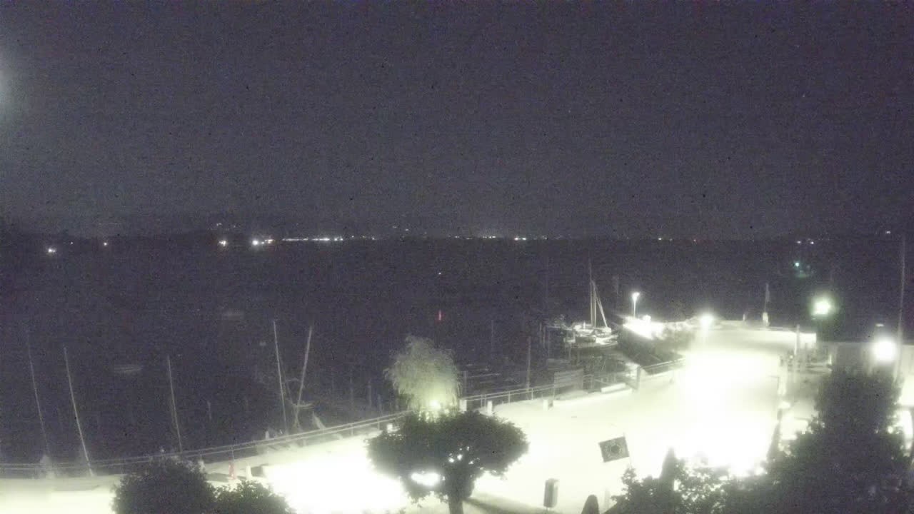 Archived image Webcam Wasserburg on Lake Constance