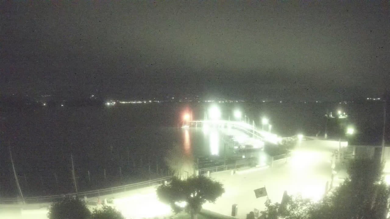 Archived image Webcam Wasserburg on Lake Constance