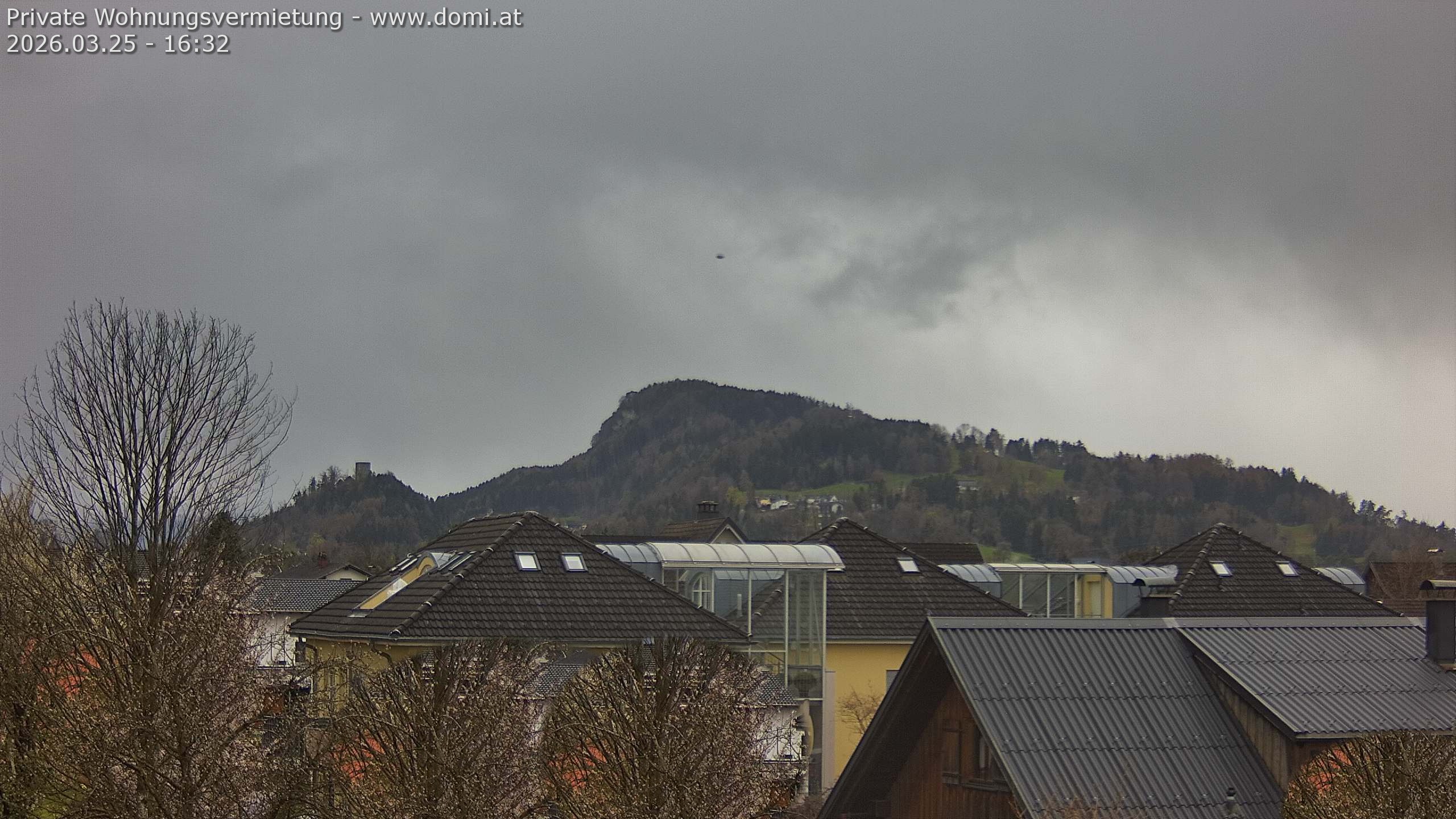 Archived image Webcam View of Alvier and Fulfirst from Gisingen in Feldkirch