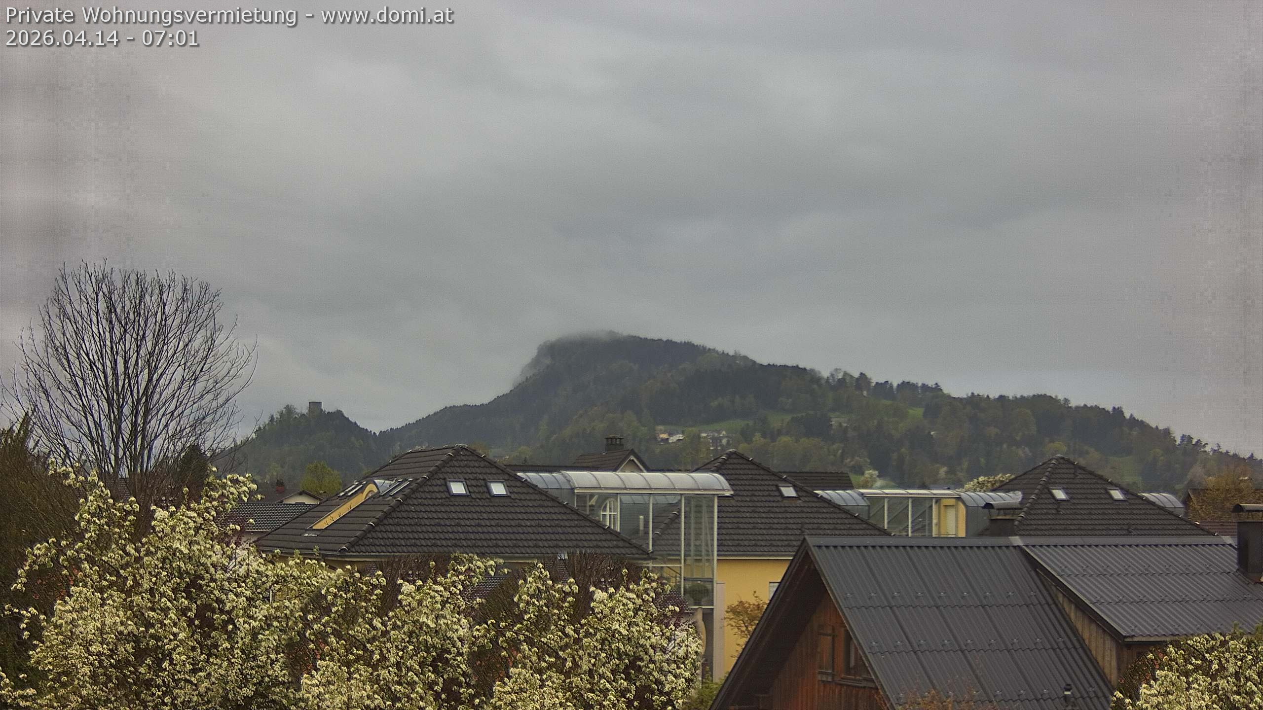 Archived image Webcam View of Alvier and Fulfirst from Gisingen in Feldkirch