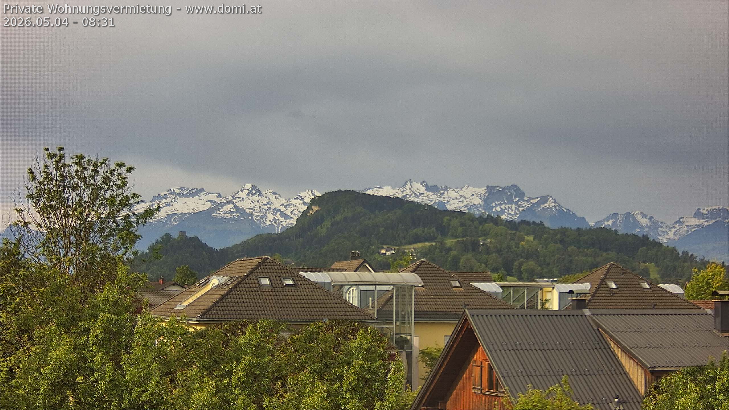 Archived image Webcam View of Alvier and Fulfirst from Gisingen in Feldkirch
