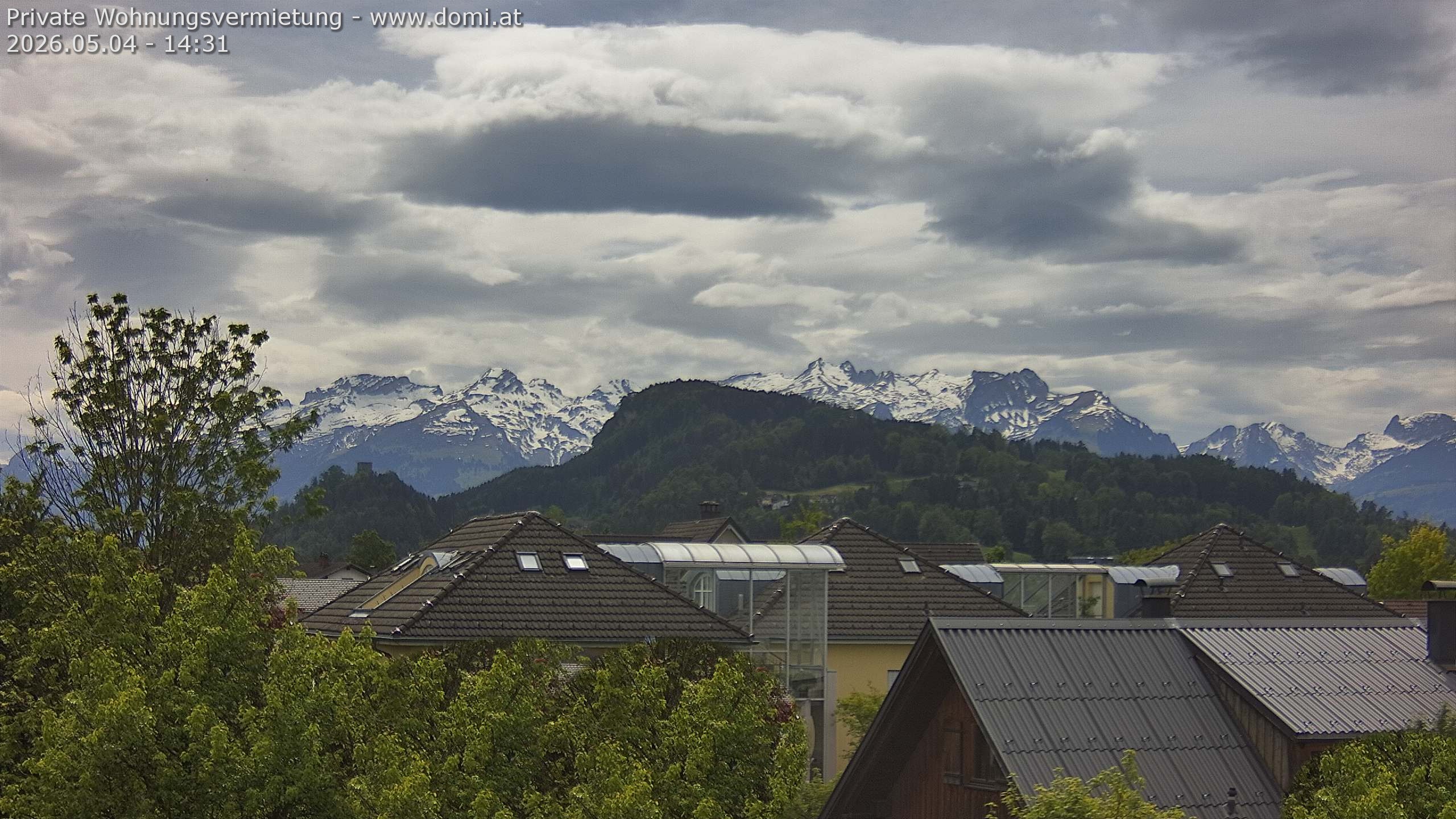 Archived image Webcam View of Alvier and Fulfirst from Gisingen in Feldkirch