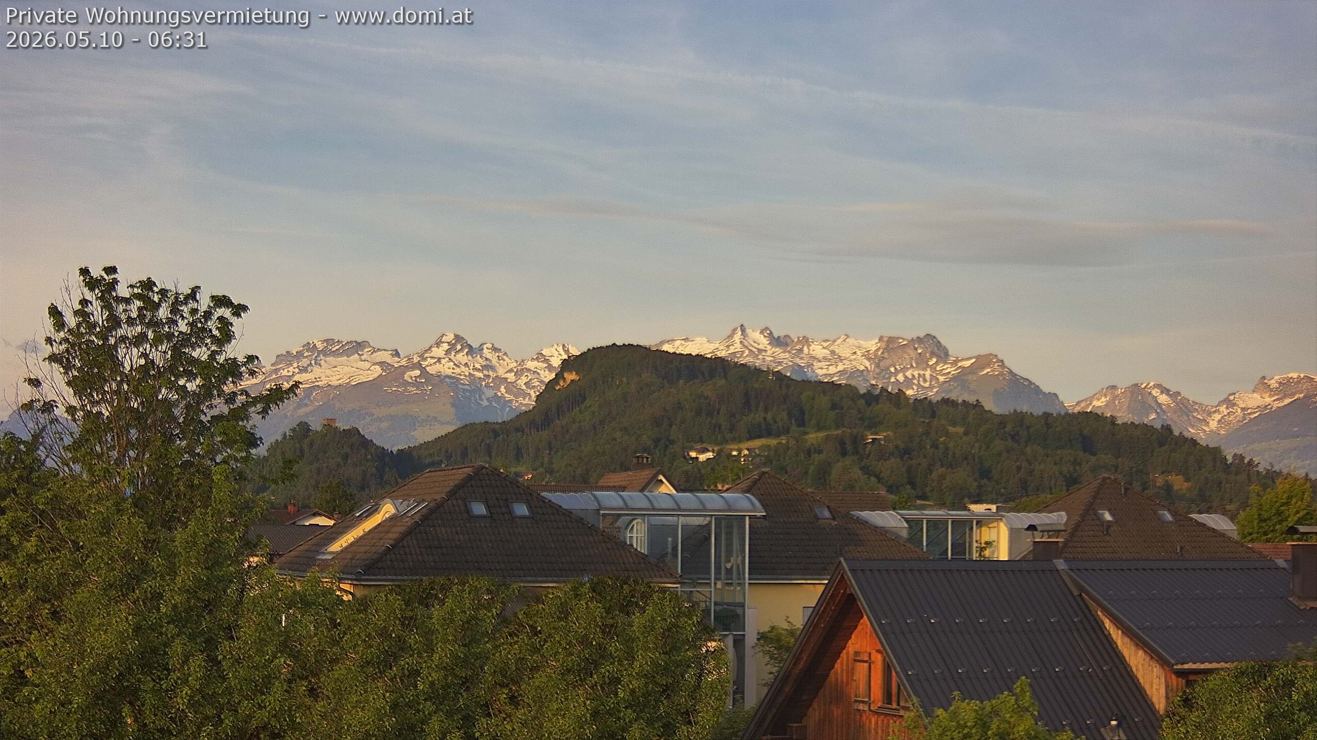Archived image Webcam View of Alvier and Fulfirst from Gisingen in Feldkirch
