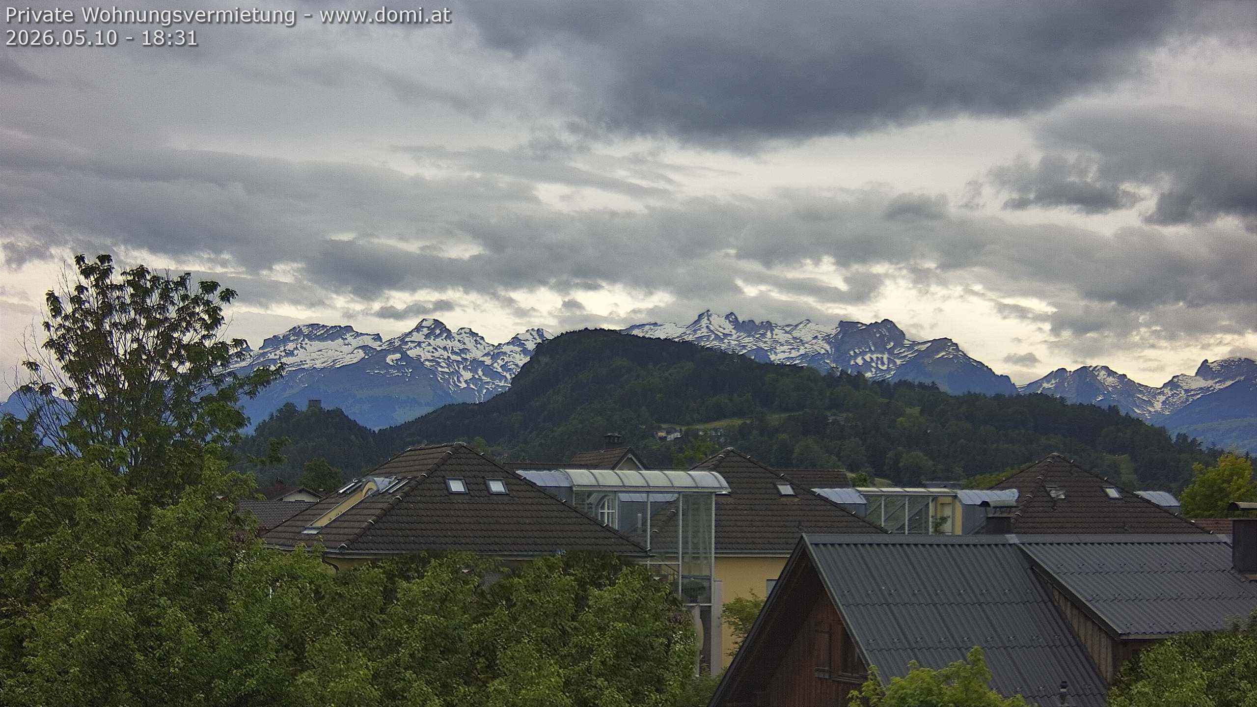 Archived image Webcam View of Alvier and Fulfirst from Gisingen in Feldkirch