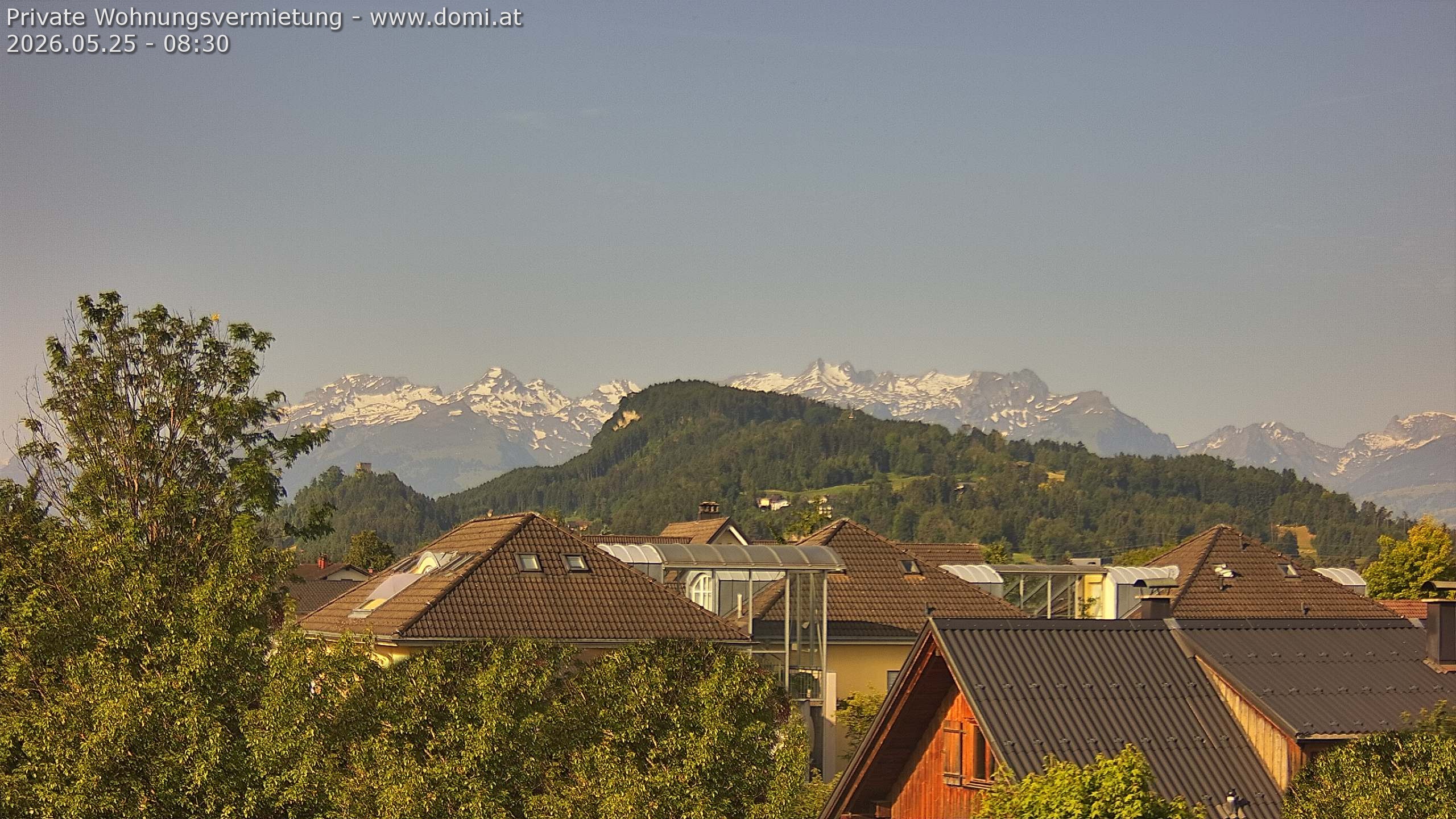 Archived image Webcam View of Alvier and Fulfirst from Gisingen in Feldkirch