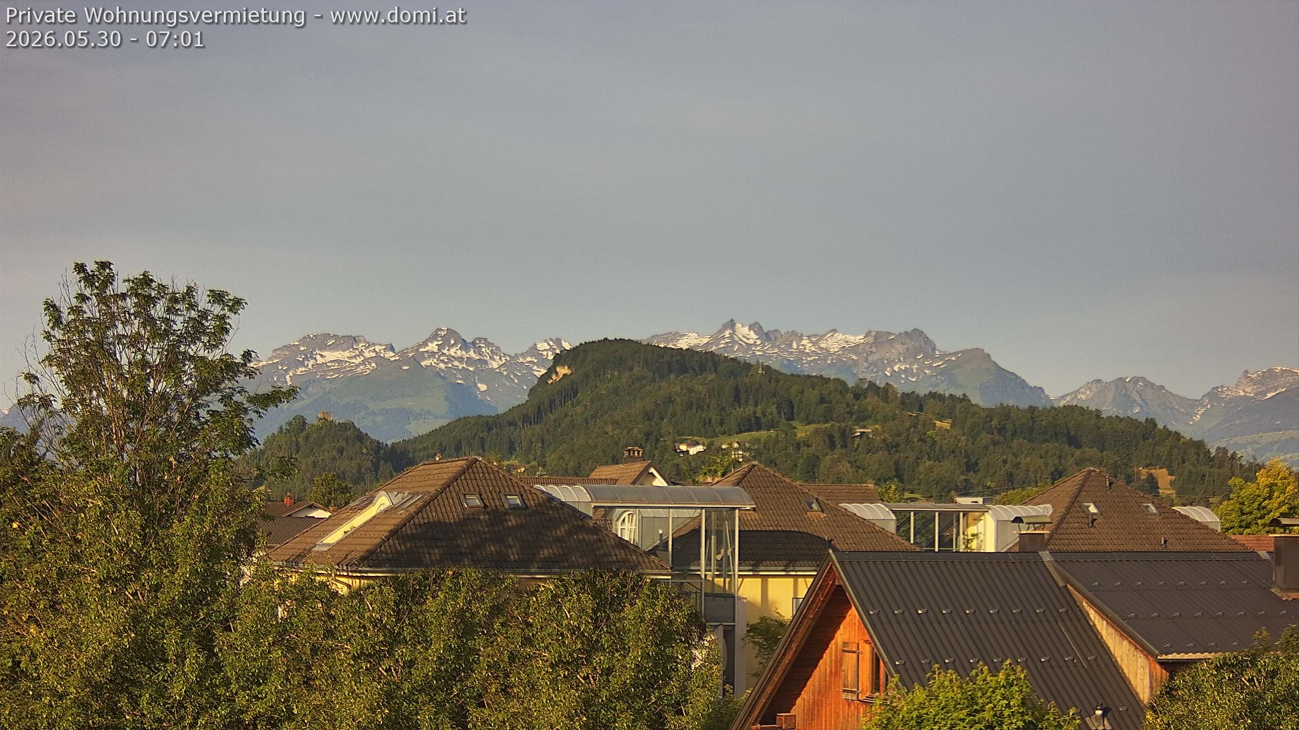 Archived image Webcam View of Alvier and Fulfirst from Gisingen in Feldkirch