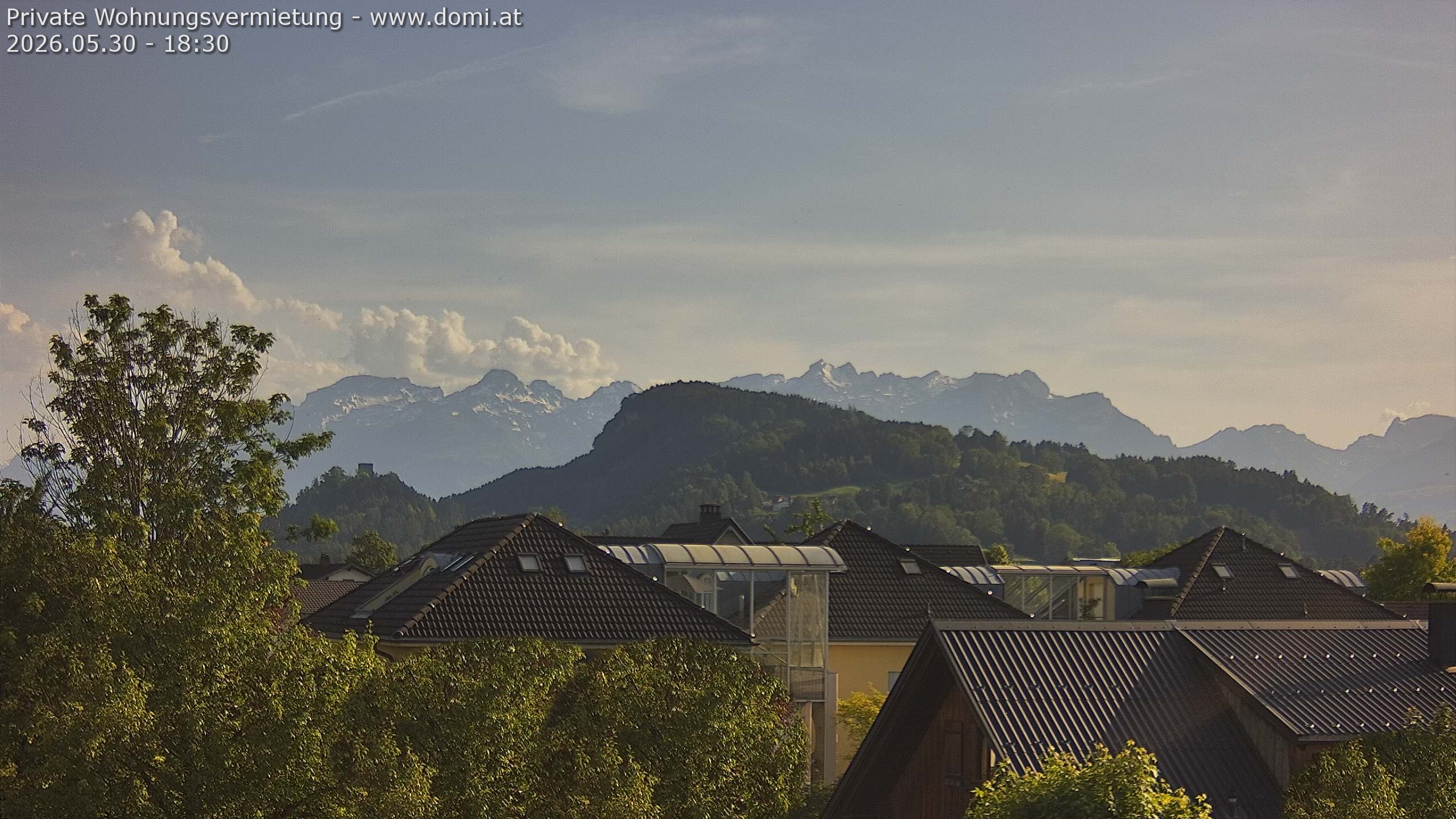 Archived image Webcam View of Alvier and Fulfirst from Gisingen in Feldkirch
