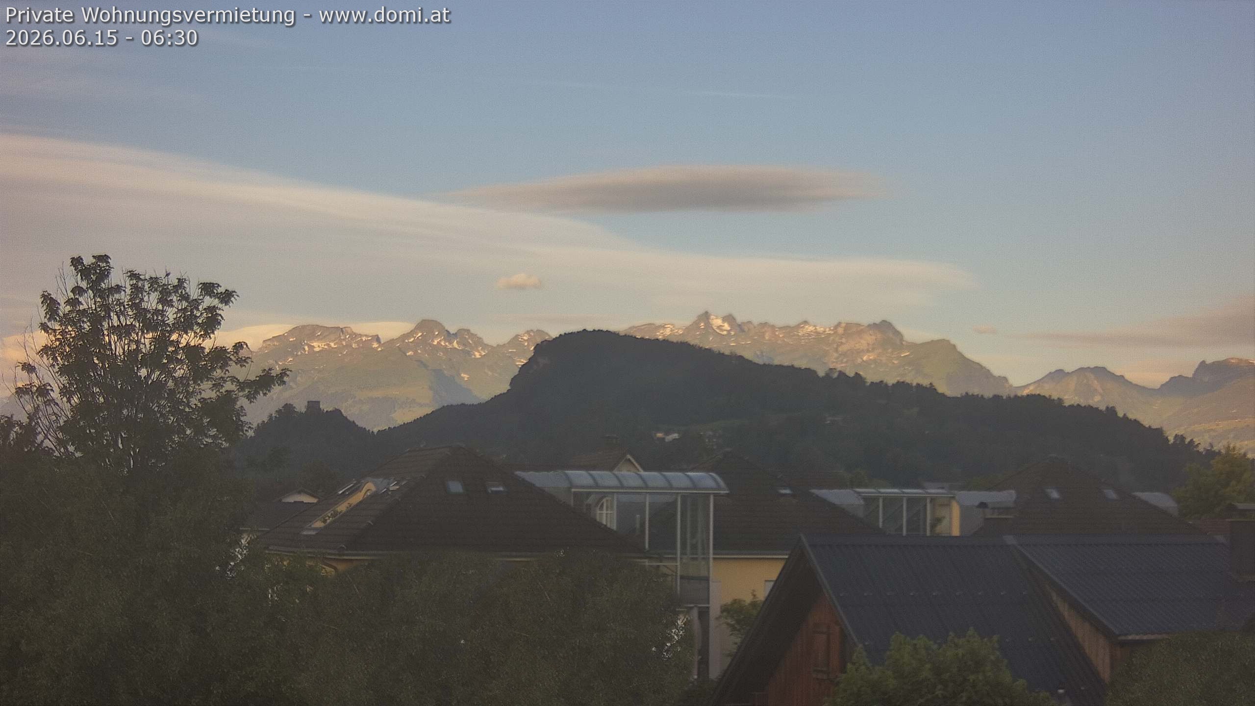 Archived image Webcam View of Alvier and Fulfirst from Gisingen in Feldkirch