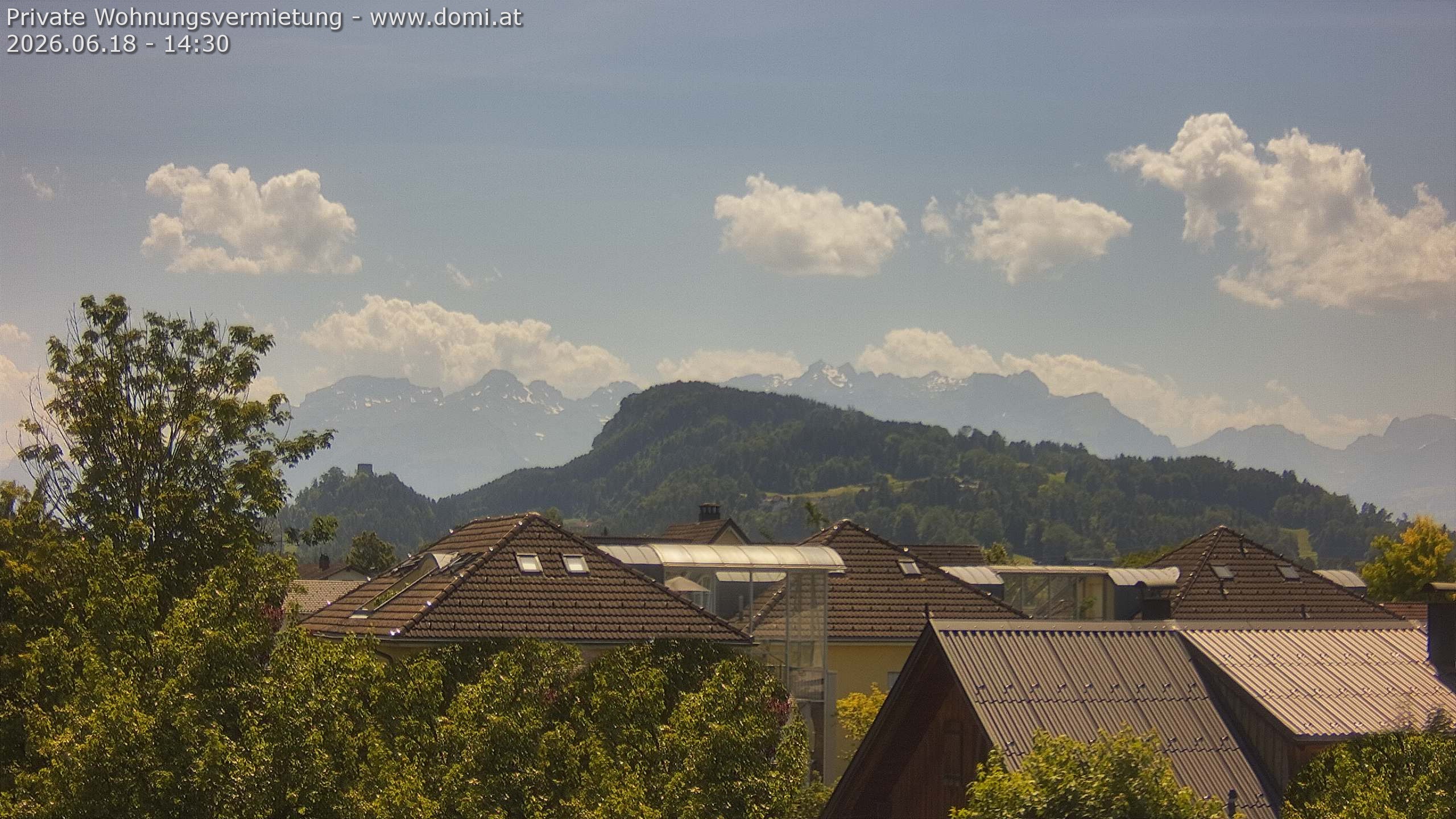 Archived image Webcam View of Alvier and Fulfirst from Gisingen in Feldkirch