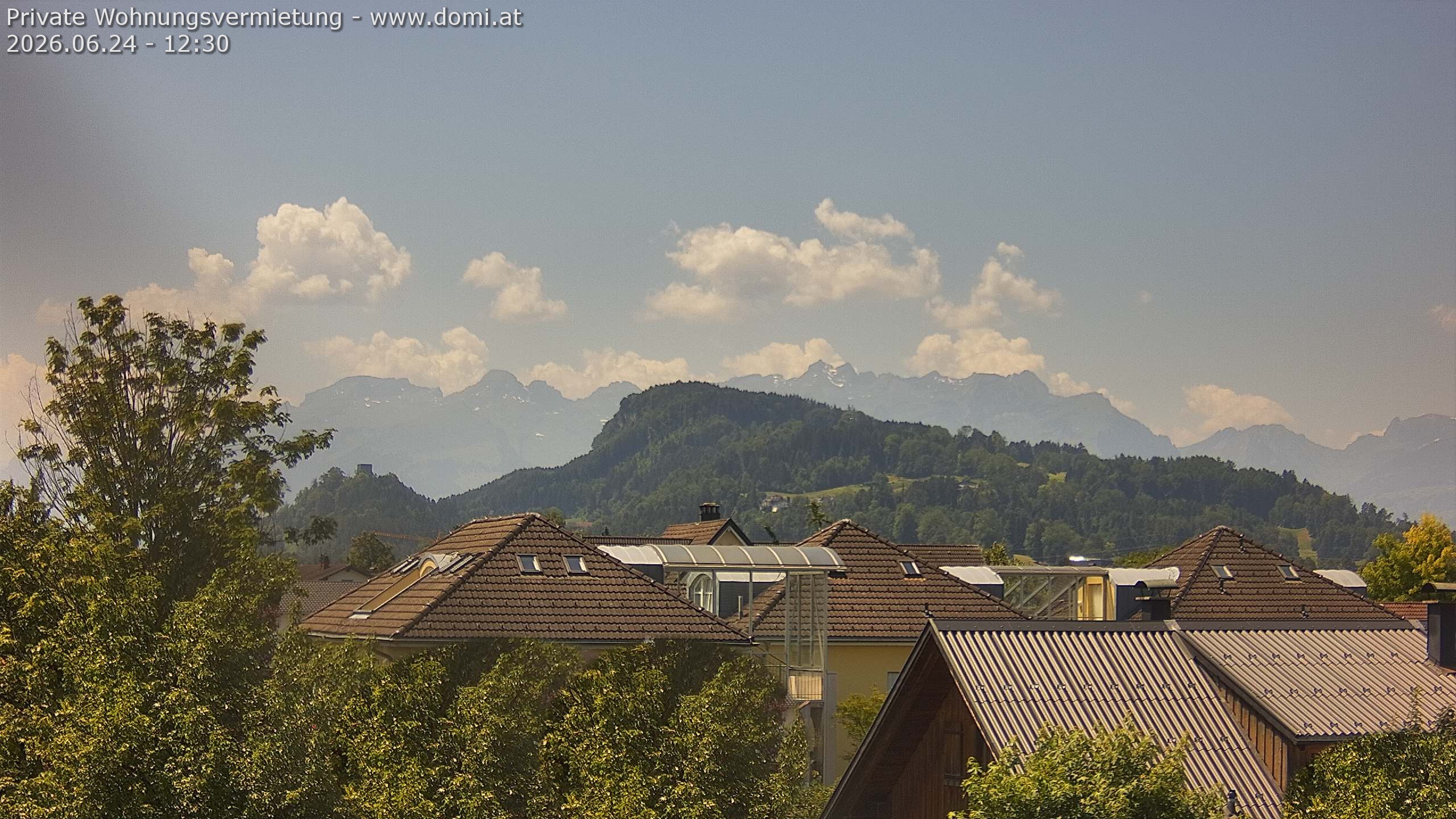 Archived image Webcam View of Alvier and Fulfirst from Gisingen in Feldkirch