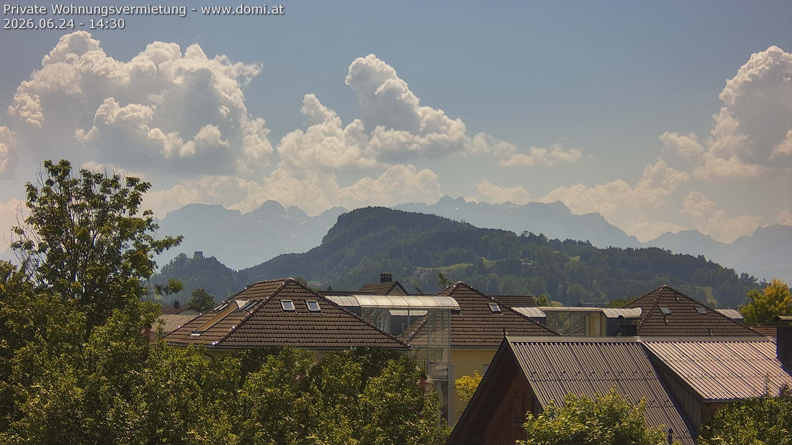 Archived image Webcam View of Alvier and Fulfirst from Gisingen in Feldkirch