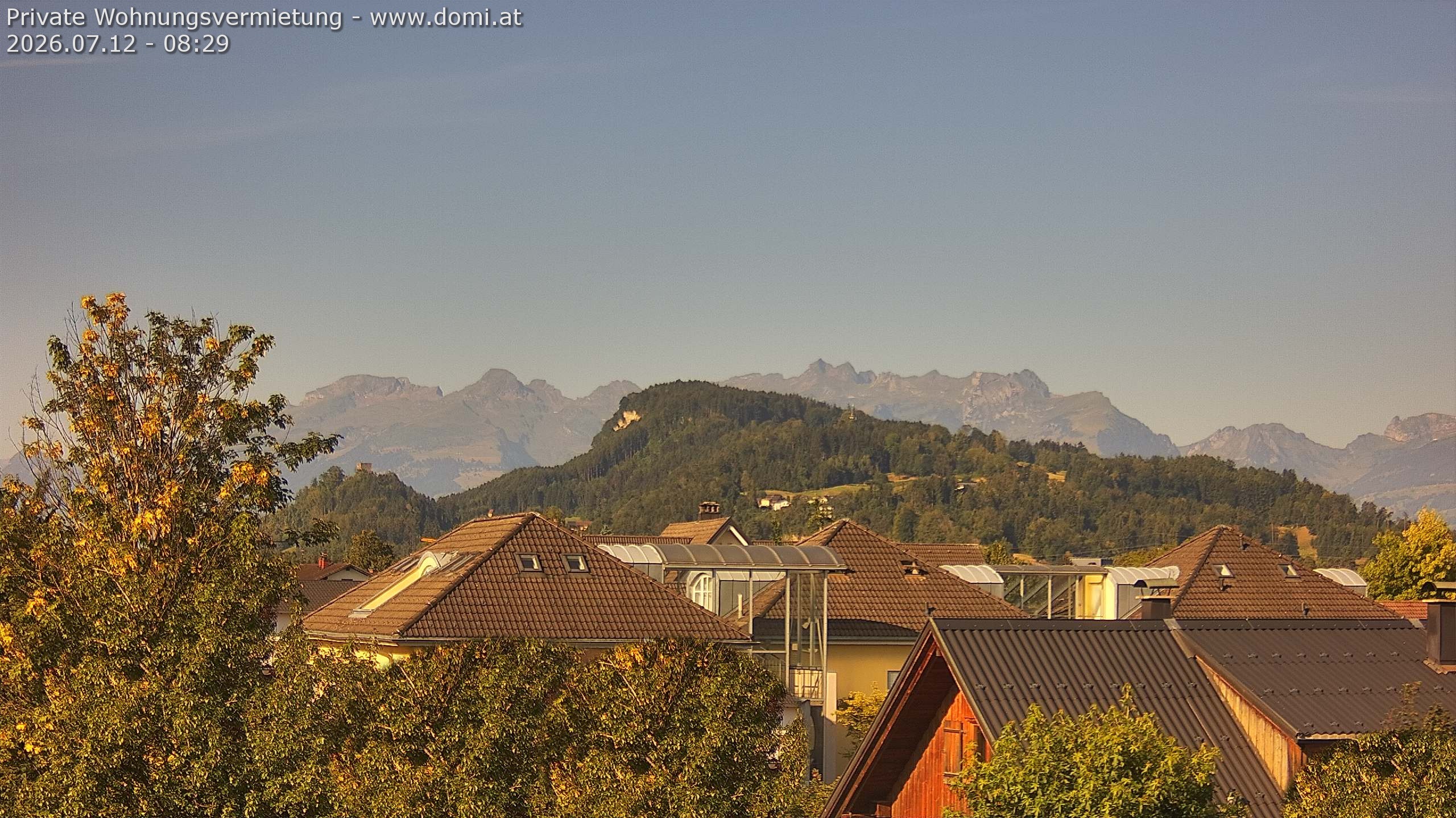 Archived image Webcam View of Alvier and Fulfirst from Gisingen in Feldkirch