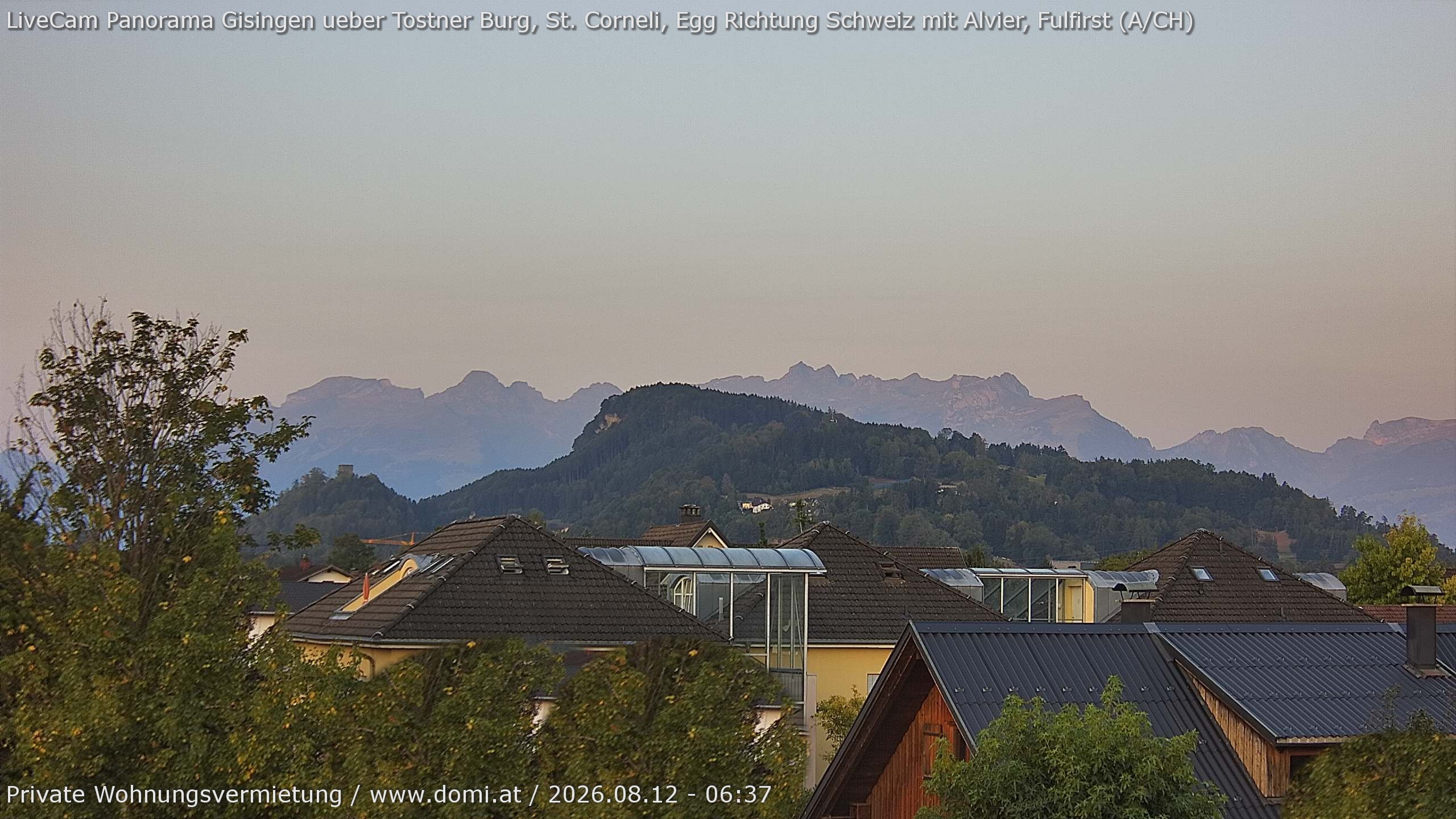 Archived image Webcam View of Alvier and Fulfirst from Gisingen in Feldkirch