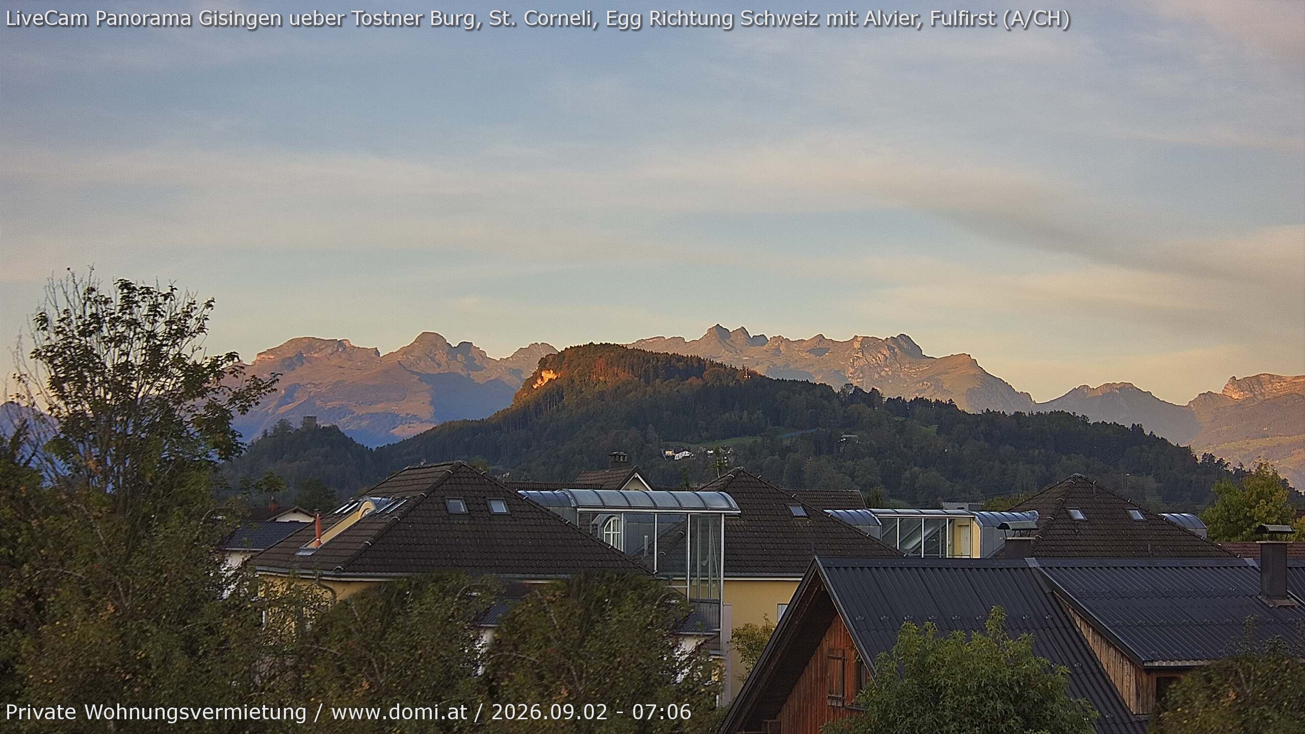 Archived image Webcam View of Alvier and Fulfirst from Gisingen in Feldkirch