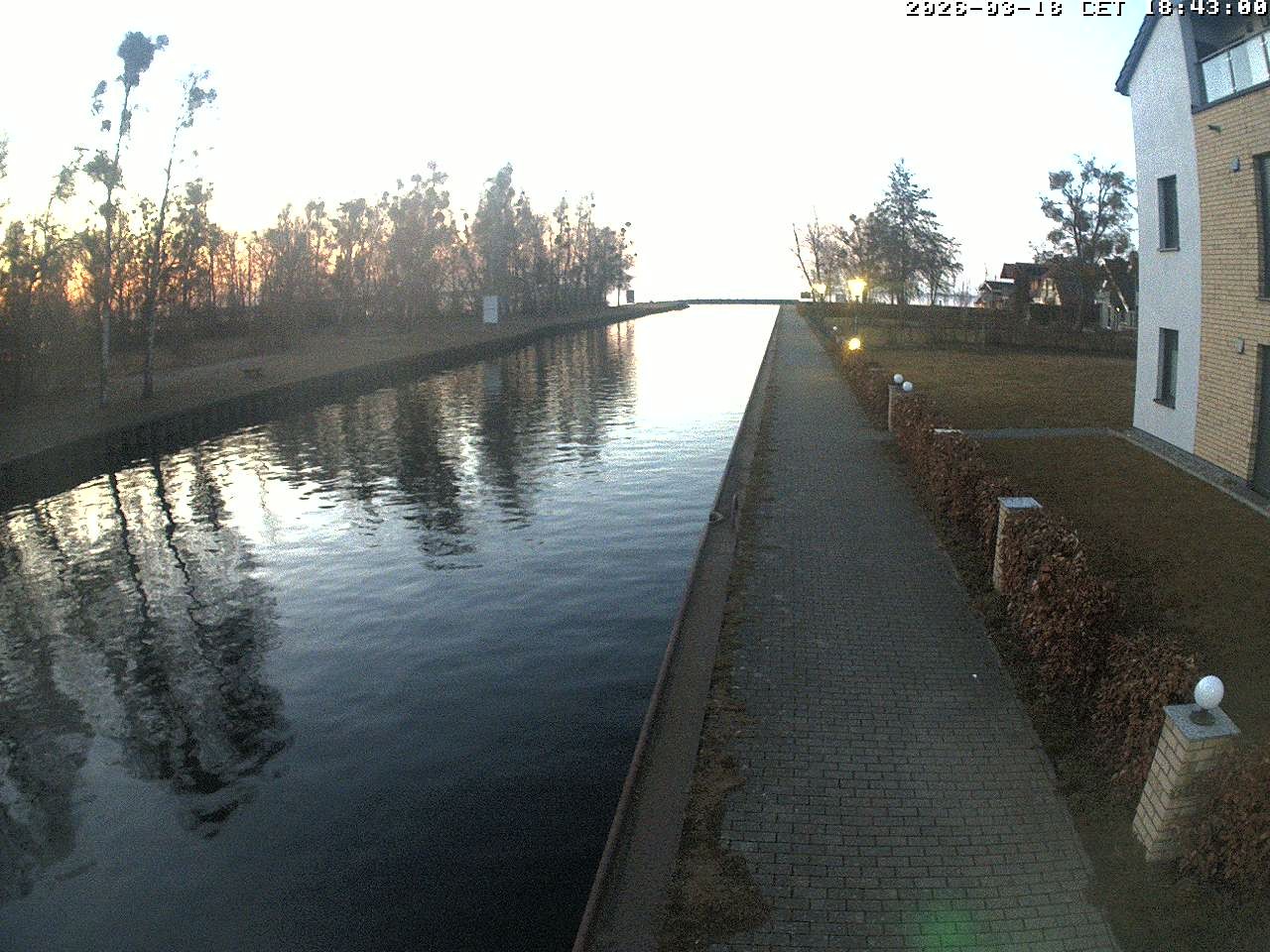 Archiv Foto Webcam Hafendorf Müritz: Kanal vom Claassee zur Müritz