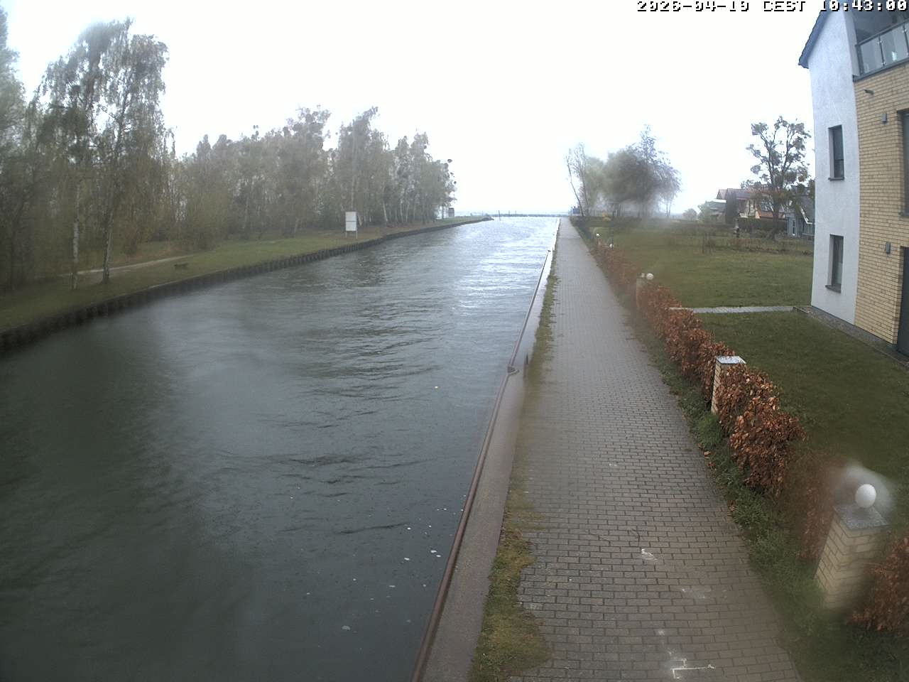Archived image Webcam Canal Müritz - Claassee