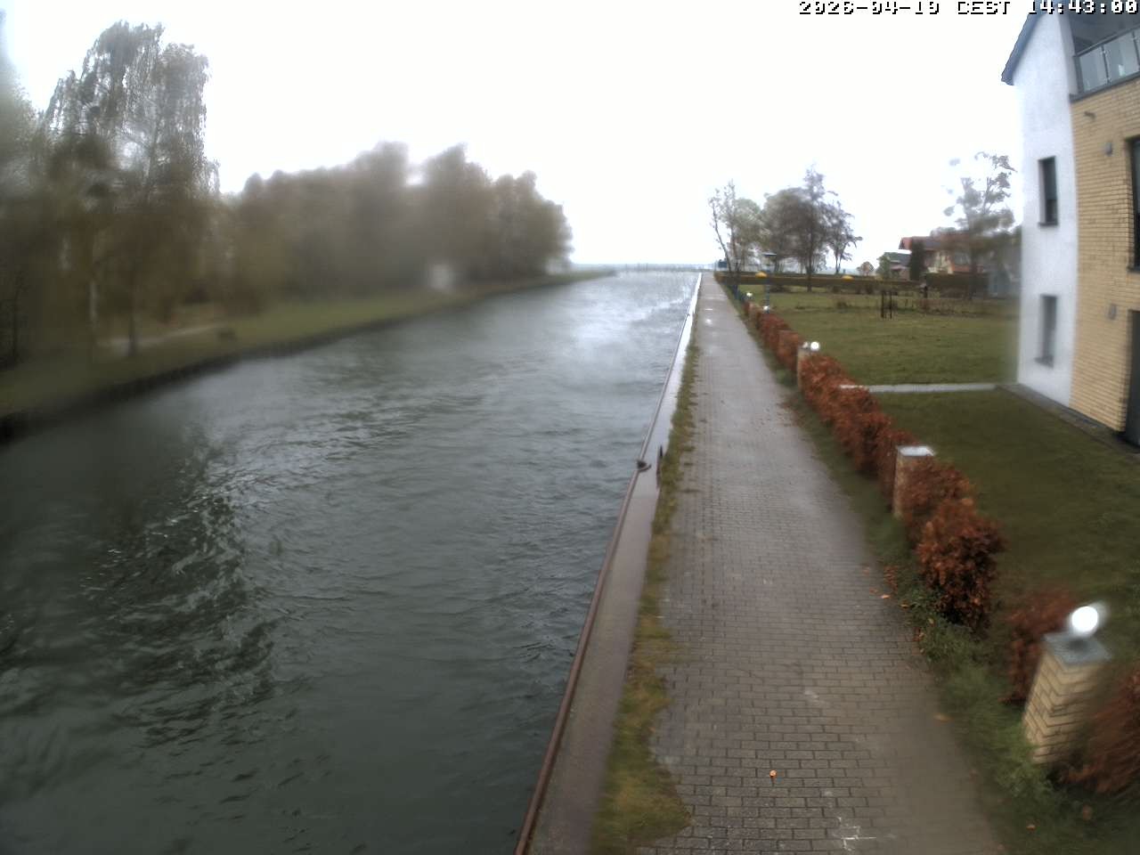Archiv Foto Webcam Hafendorf Müritz: Kanal vom Claassee zur Müritz