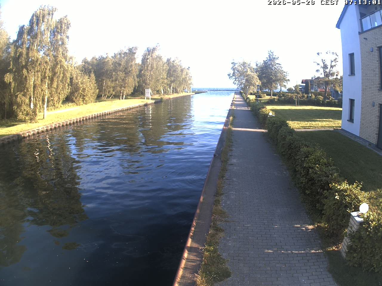 Archived image Webcam Canal Müritz - Claassee