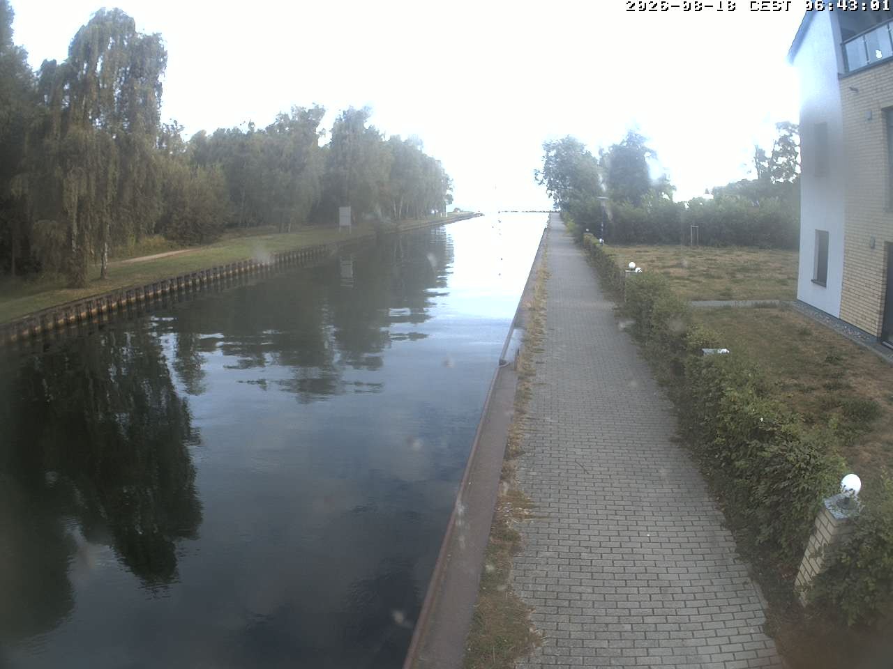 Archived image Webcam Canal Müritz - Claassee