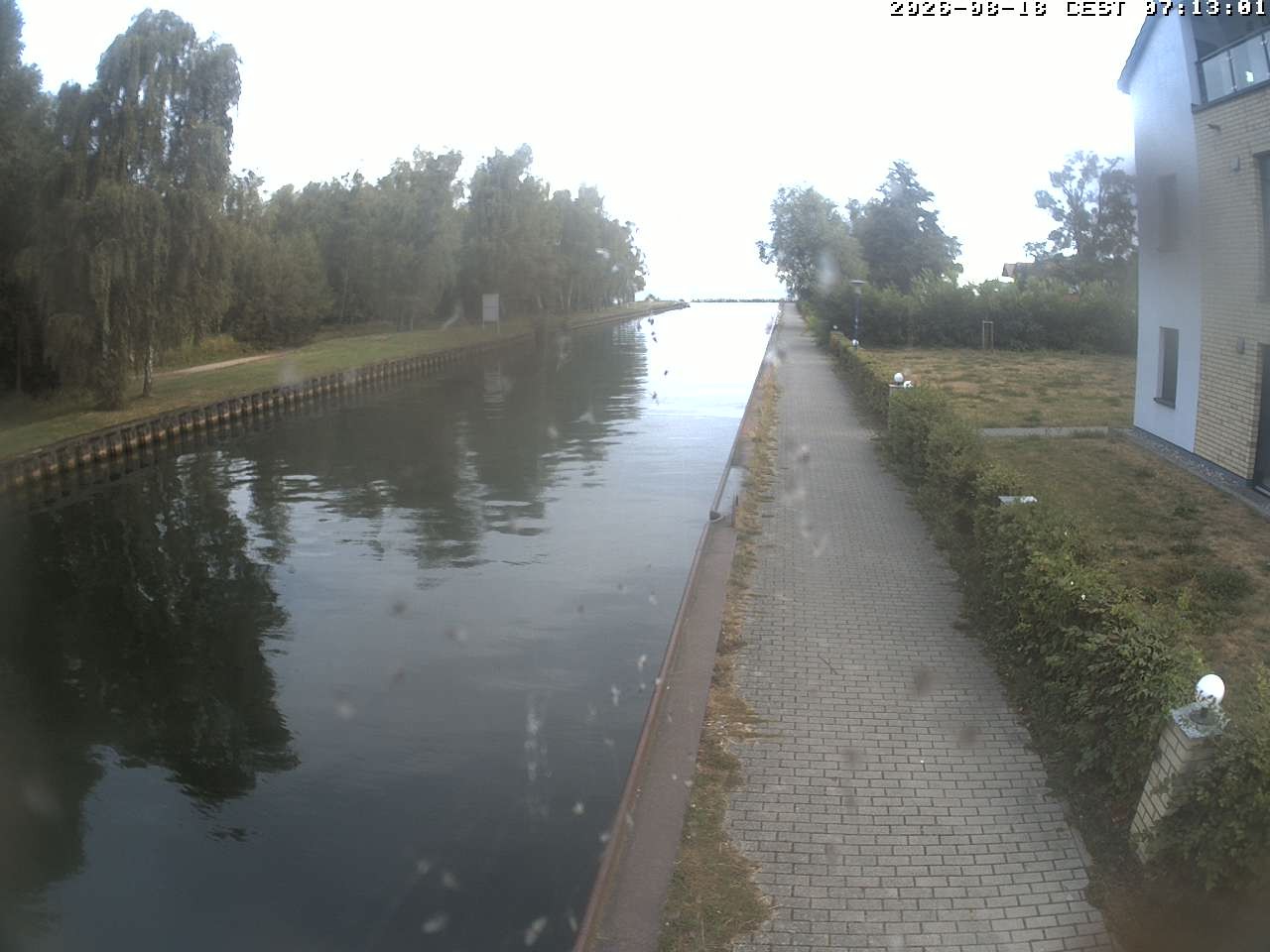 Archived image Webcam Canal Müritz - Claassee