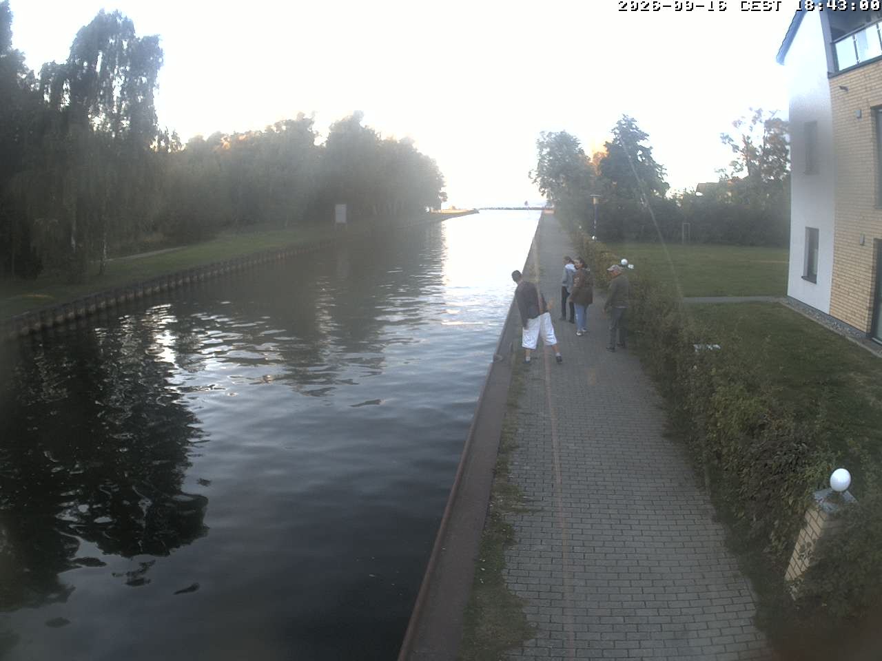 Archiv Foto Webcam Hafendorf Müritz: Kanal vom Claassee zur Müritz