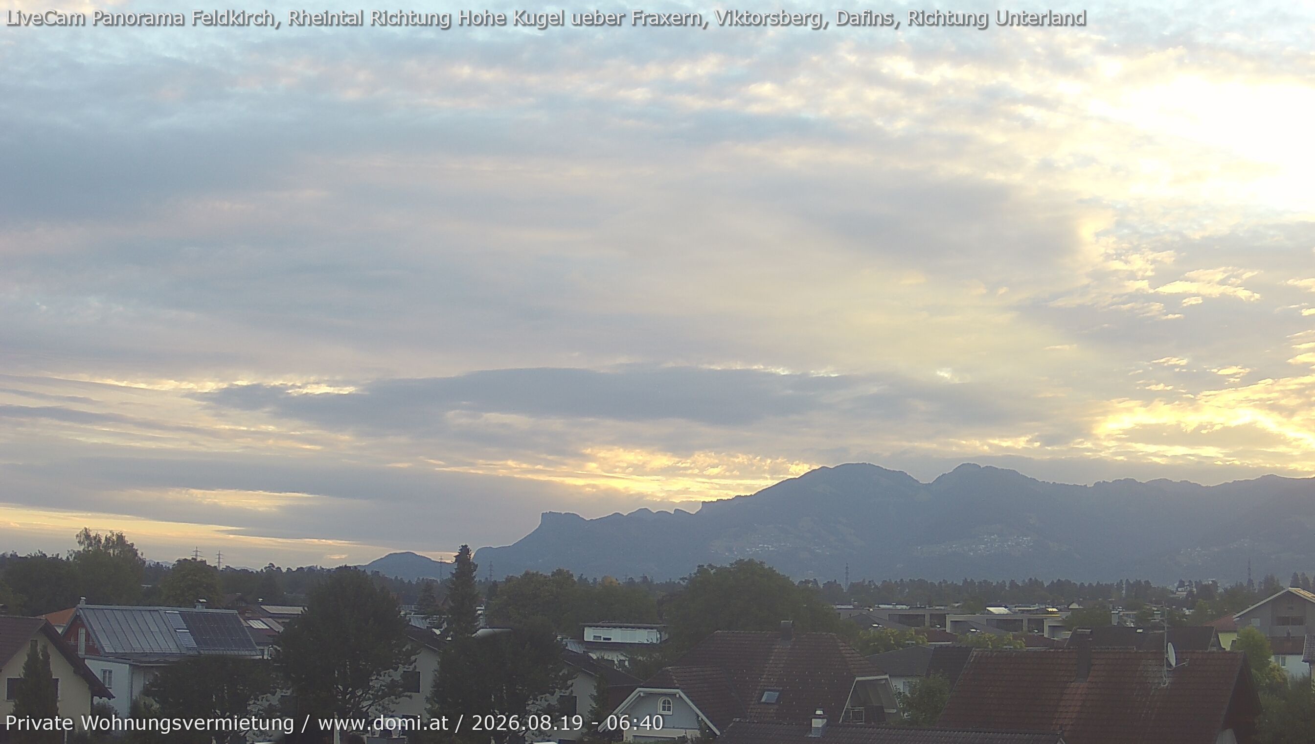 Archived image Webcam View from Feldkirch over the Rhine Valley to the Hohe Kugel