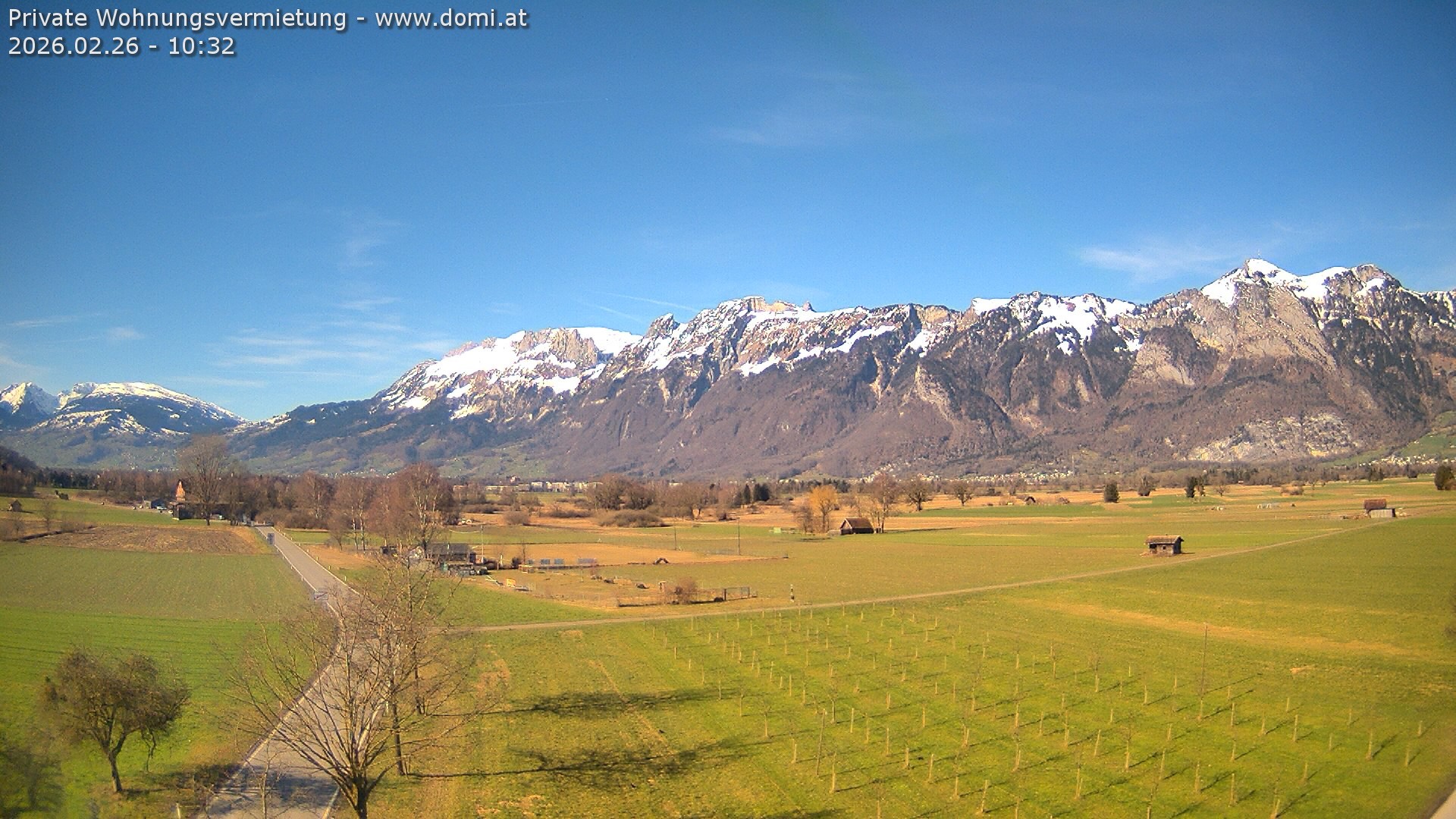 Archived image Webcam View of the Hoher Kasten, Furgglenfirst and Kamor from Feldkirch