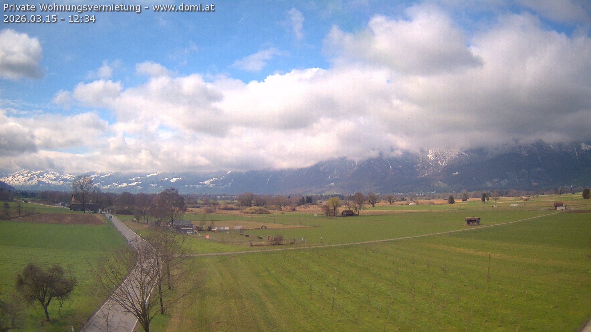 Archived image Webcam View of the Hoher Kasten, Furgglenfirst and Kamor from Feldkirch