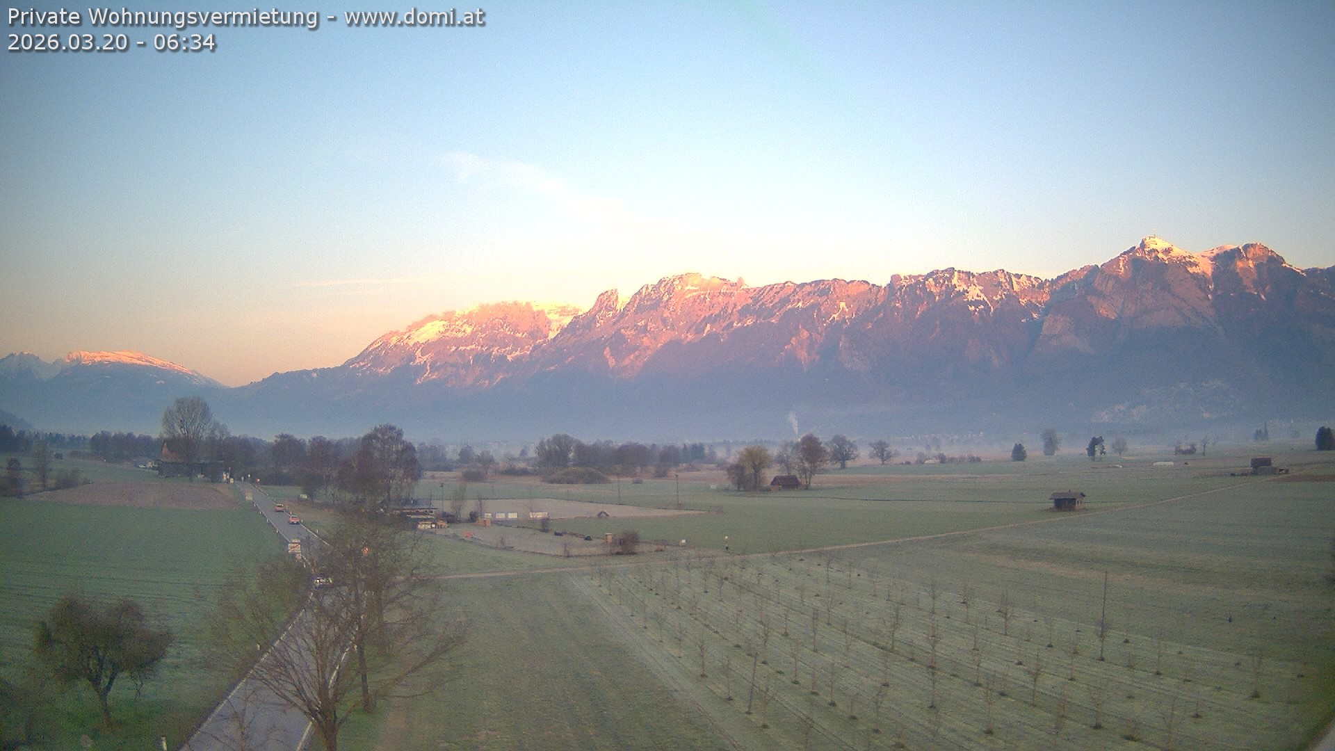 Archived image Webcam View of the Hoher Kasten, Furgglenfirst and Kamor from Feldkirch