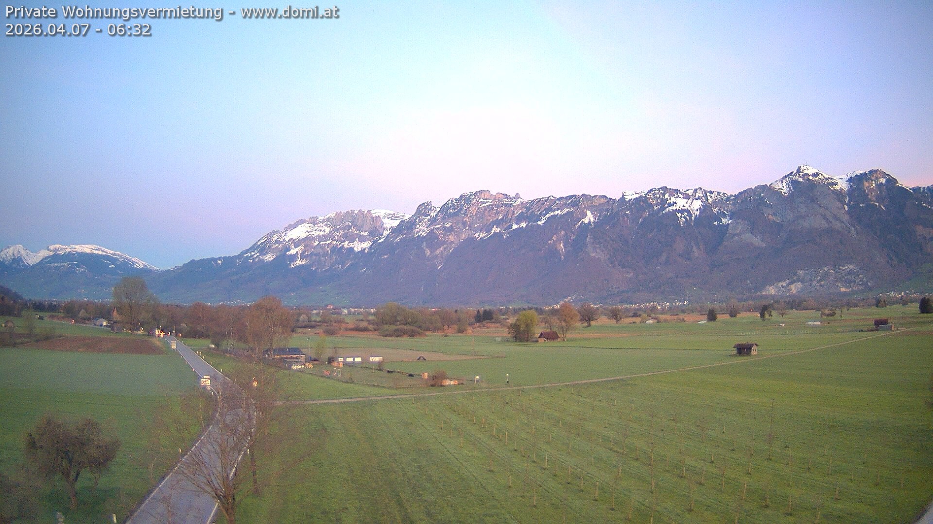 Archiv Foto Webcam Ausblick von Feldkirch auf Hohen Kasten, Furgglenfirst und Kamor