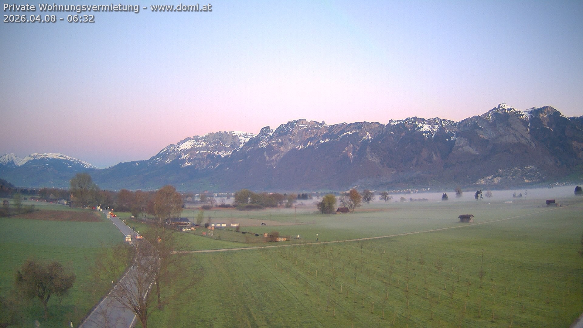 Archived image Webcam View of the Hoher Kasten, Furgglenfirst and Kamor from Feldkirch