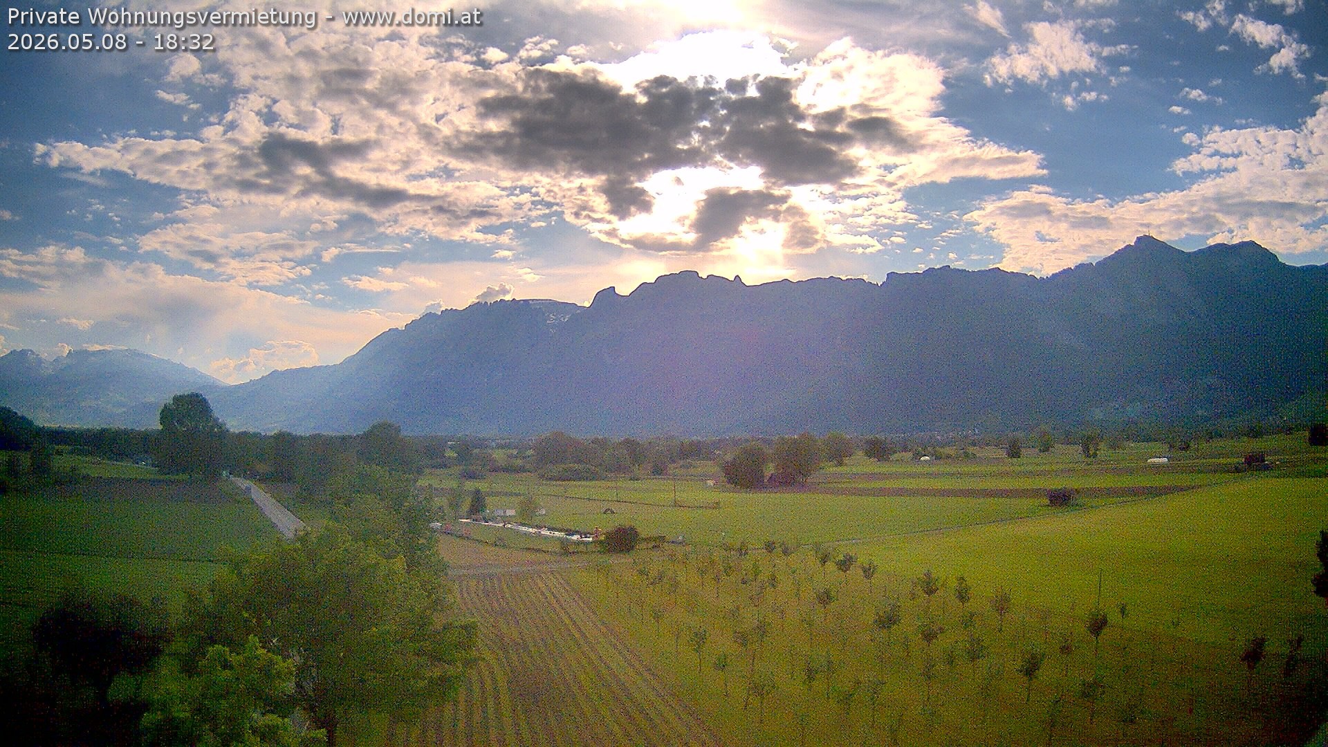 Archiv Foto Webcam Ausblick von Feldkirch auf Hohen Kasten, Furgglenfirst und Kamor