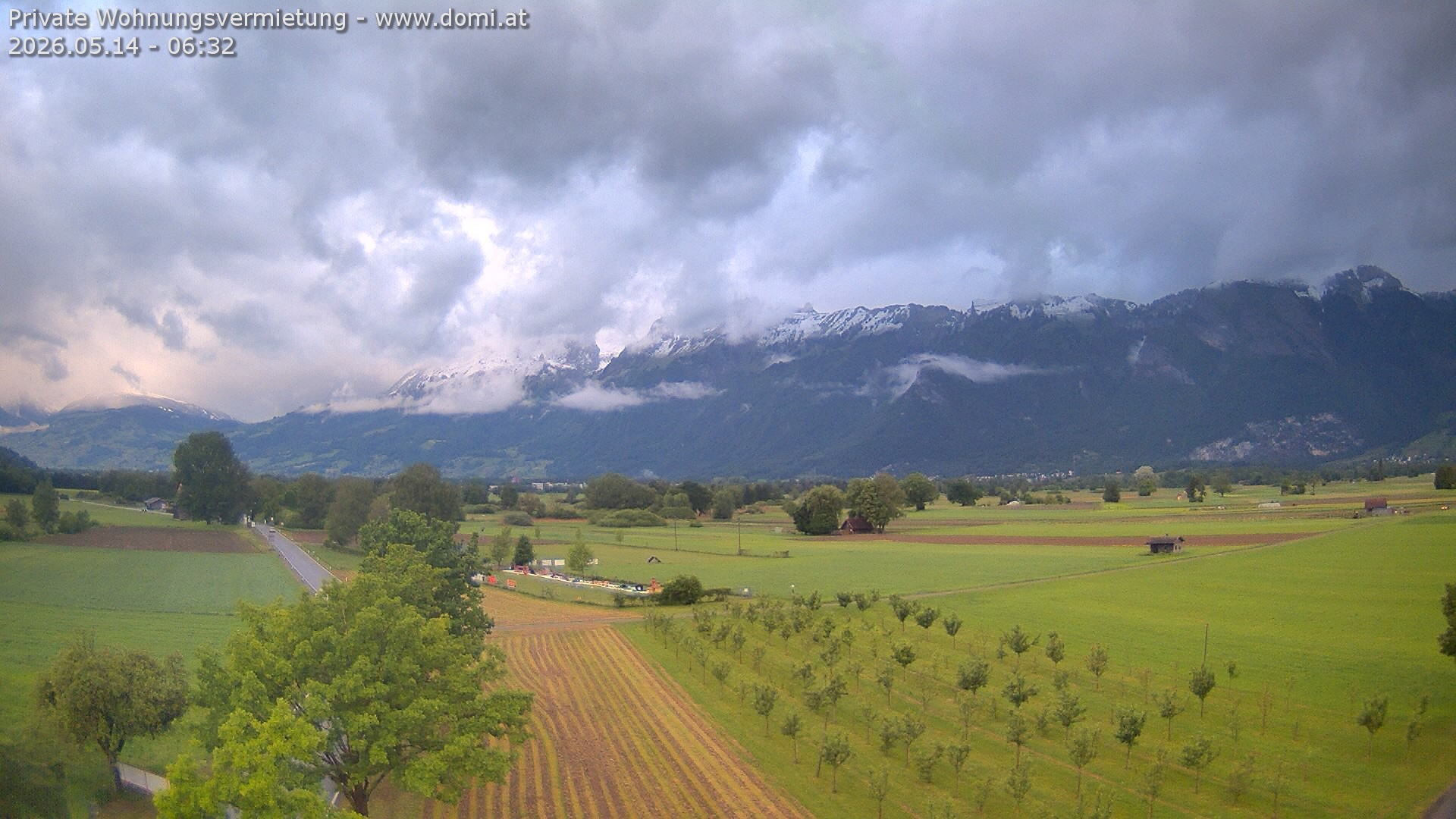 Archiv Foto Webcam Ausblick von Feldkirch auf Hohen Kasten, Furgglenfirst und Kamor