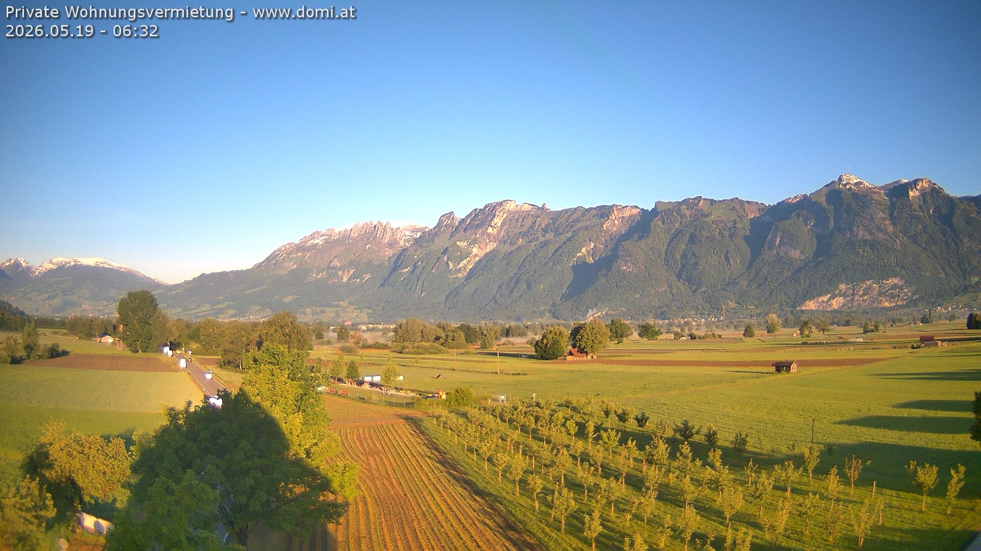 Archiv Foto Webcam Ausblick von Feldkirch auf Hohen Kasten, Furgglenfirst und Kamor