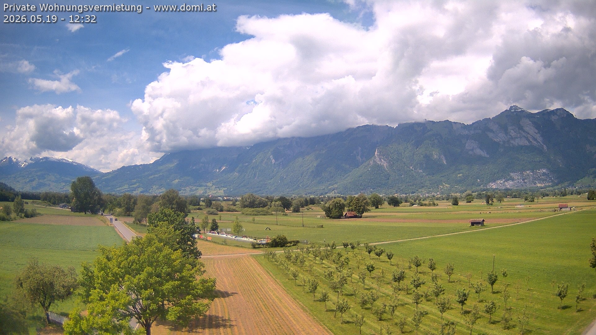 Archiv Foto Webcam Ausblick von Feldkirch auf Hohen Kasten, Furgglenfirst und Kamor