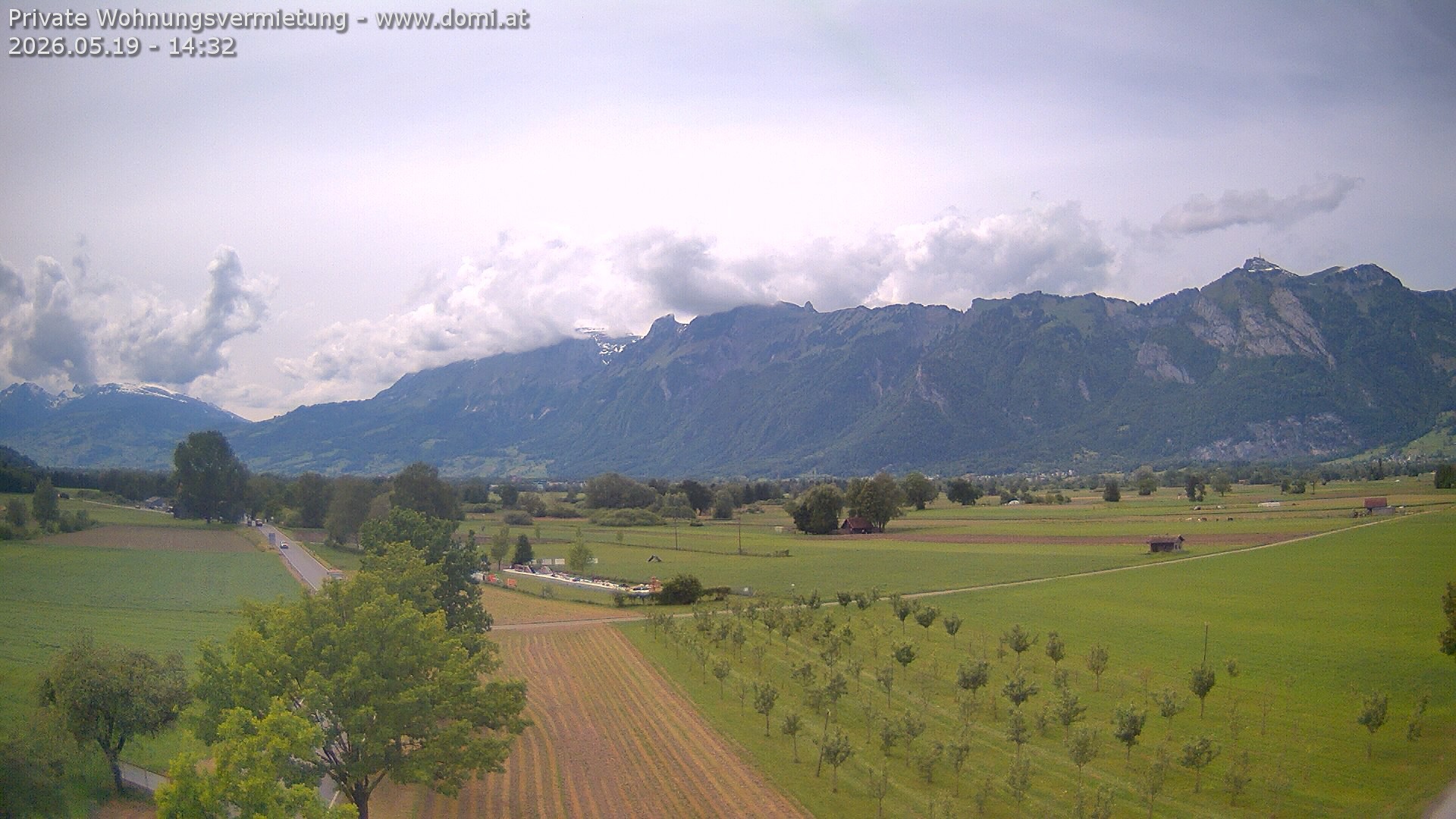 Archiv Foto Webcam Ausblick von Feldkirch auf Hohen Kasten, Furgglenfirst und Kamor