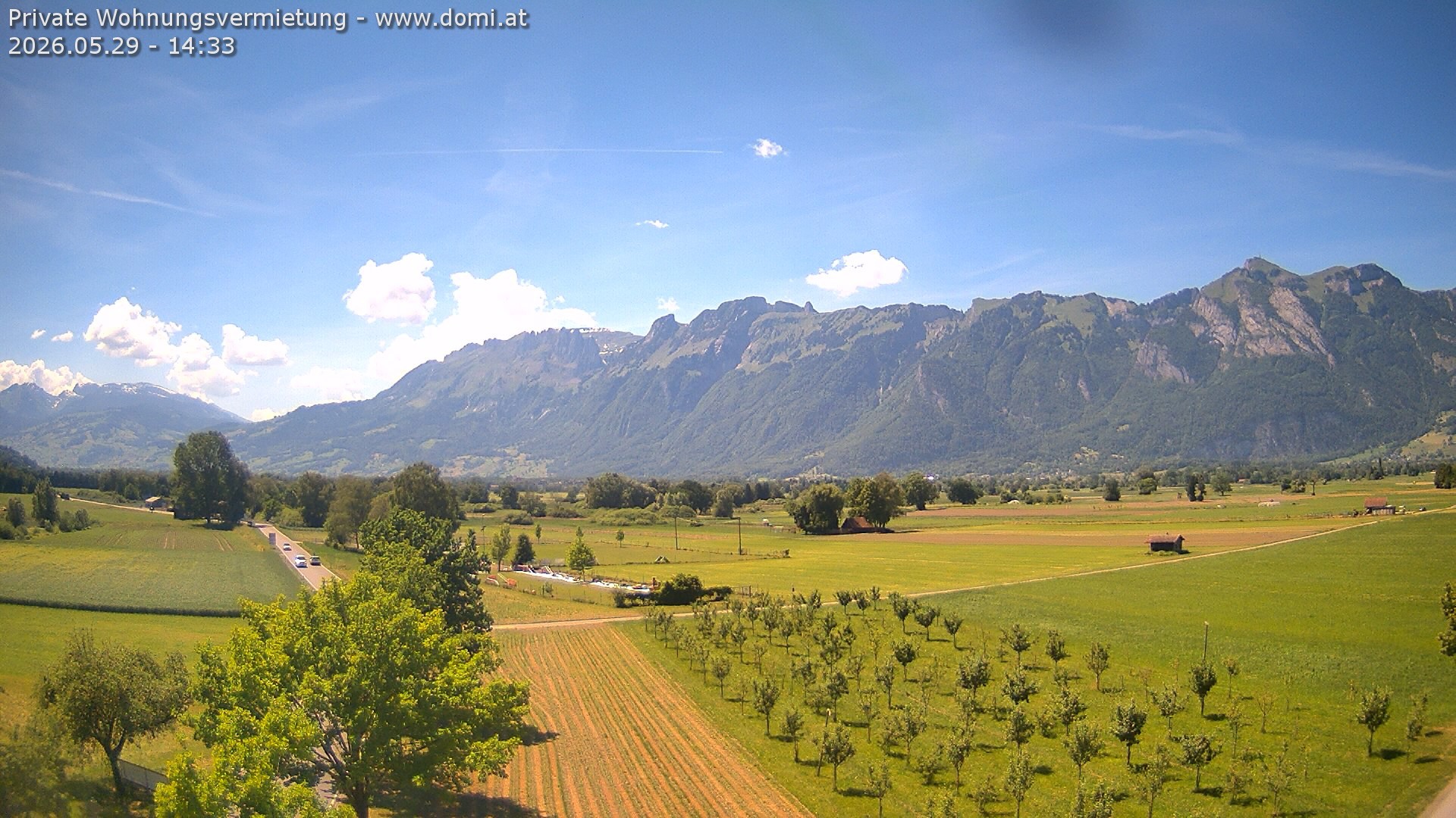 Archived image Webcam View of the Hoher Kasten, Furgglenfirst and Kamor from Feldkirch