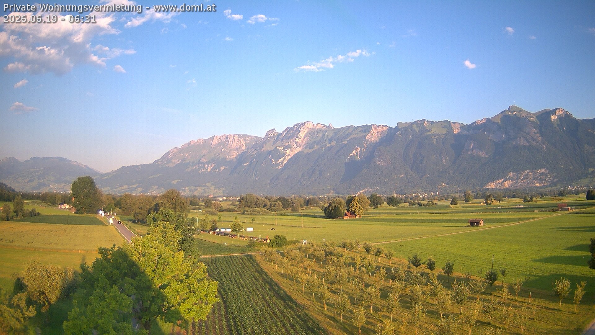 Archiv Foto Webcam Ausblick von Feldkirch auf Hohen Kasten, Furgglenfirst und Kamor