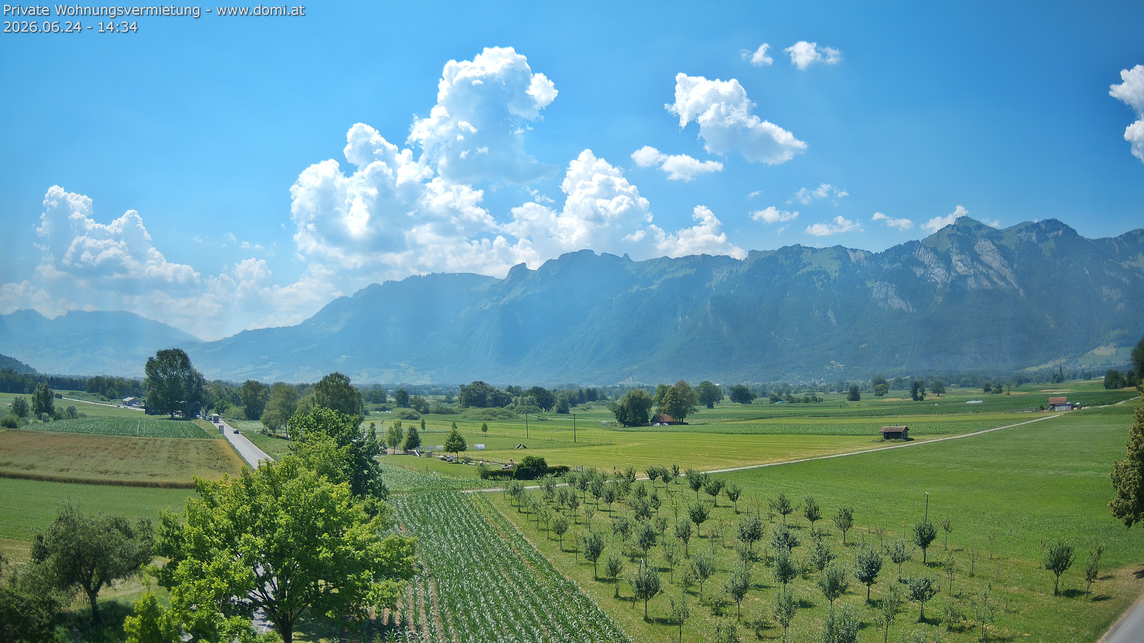 Archiv Foto Webcam Ausblick von Feldkirch auf Hohen Kasten, Furgglenfirst und Kamor