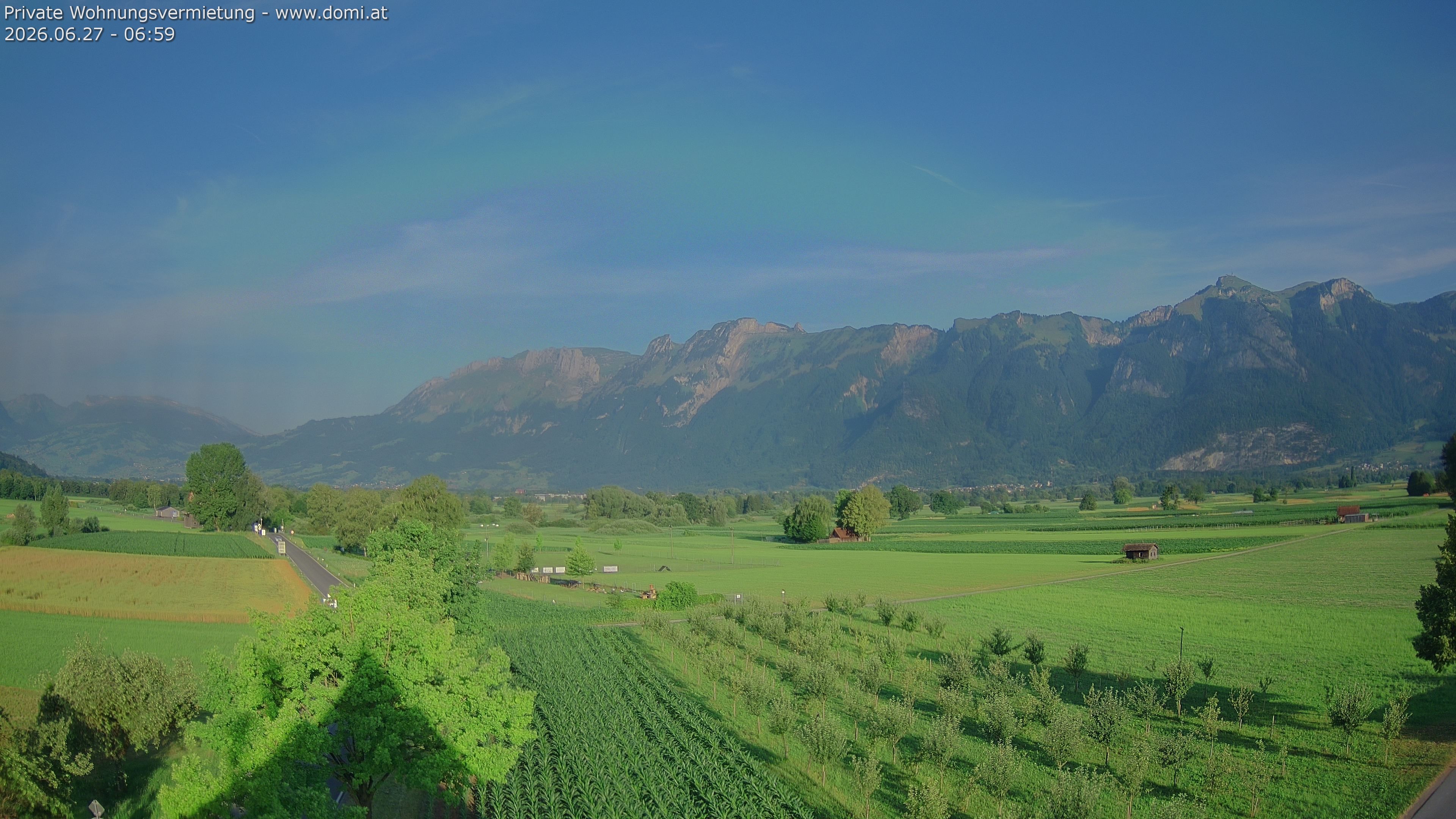 Archived image Webcam View of the Hoher Kasten, Furgglenfirst and Kamor from Feldkirch