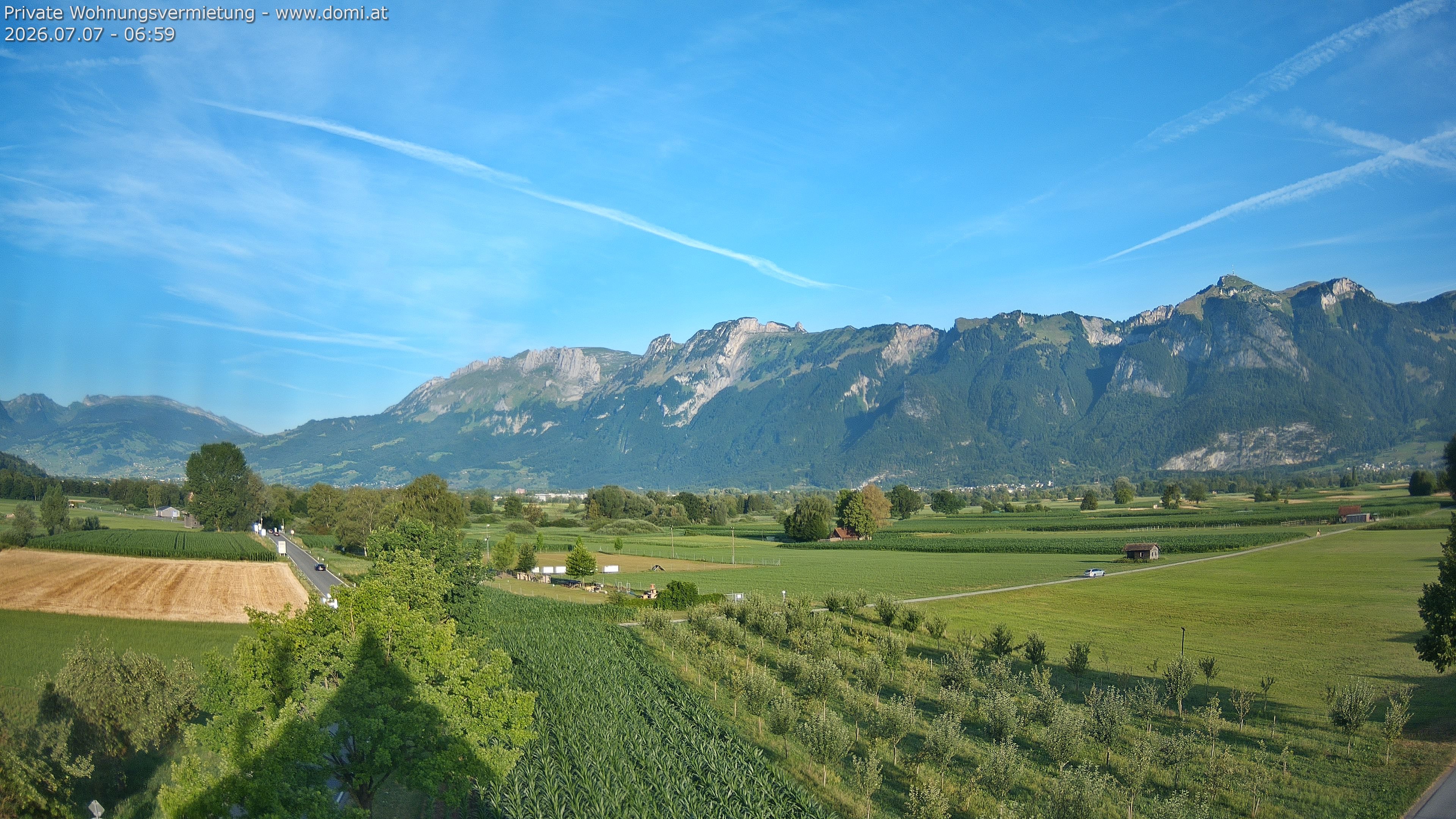 Archived image Webcam View of the Hoher Kasten, Furgglenfirst and Kamor from Feldkirch
